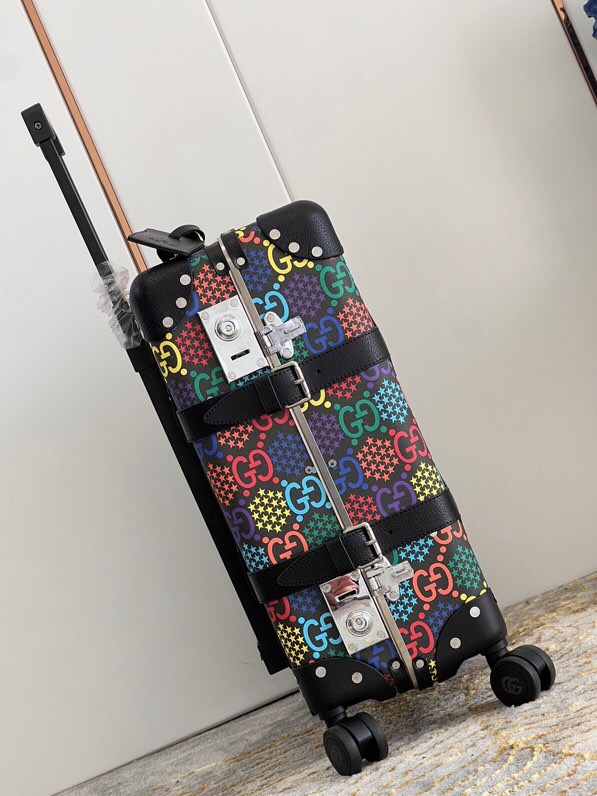 Gucci luggage-8