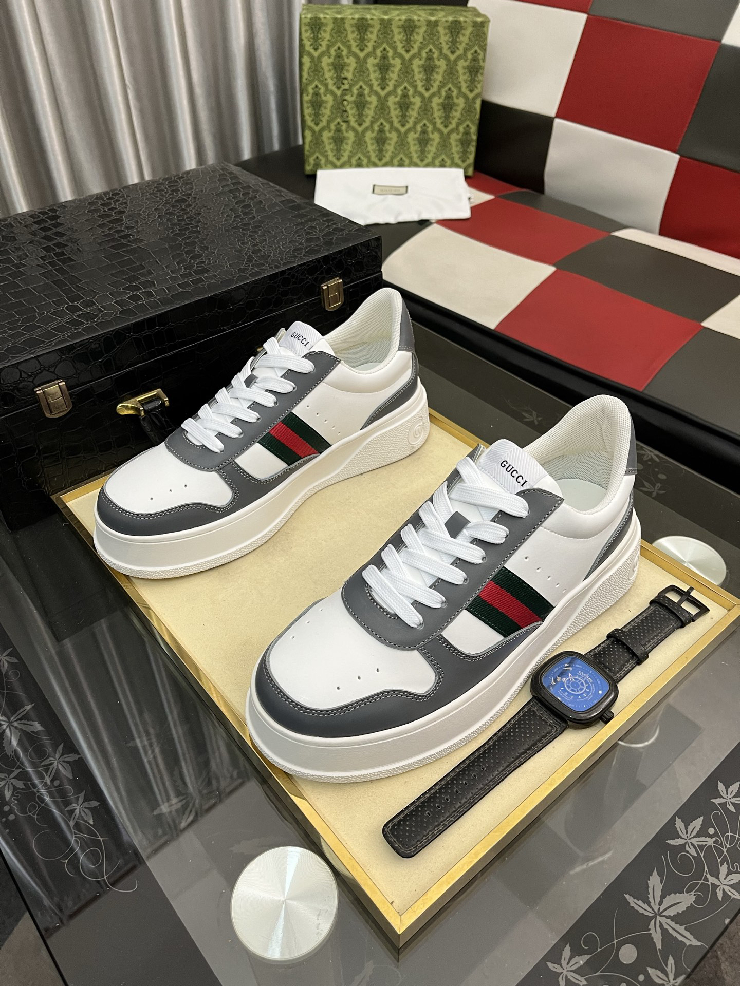 Gucci Sneakers-102