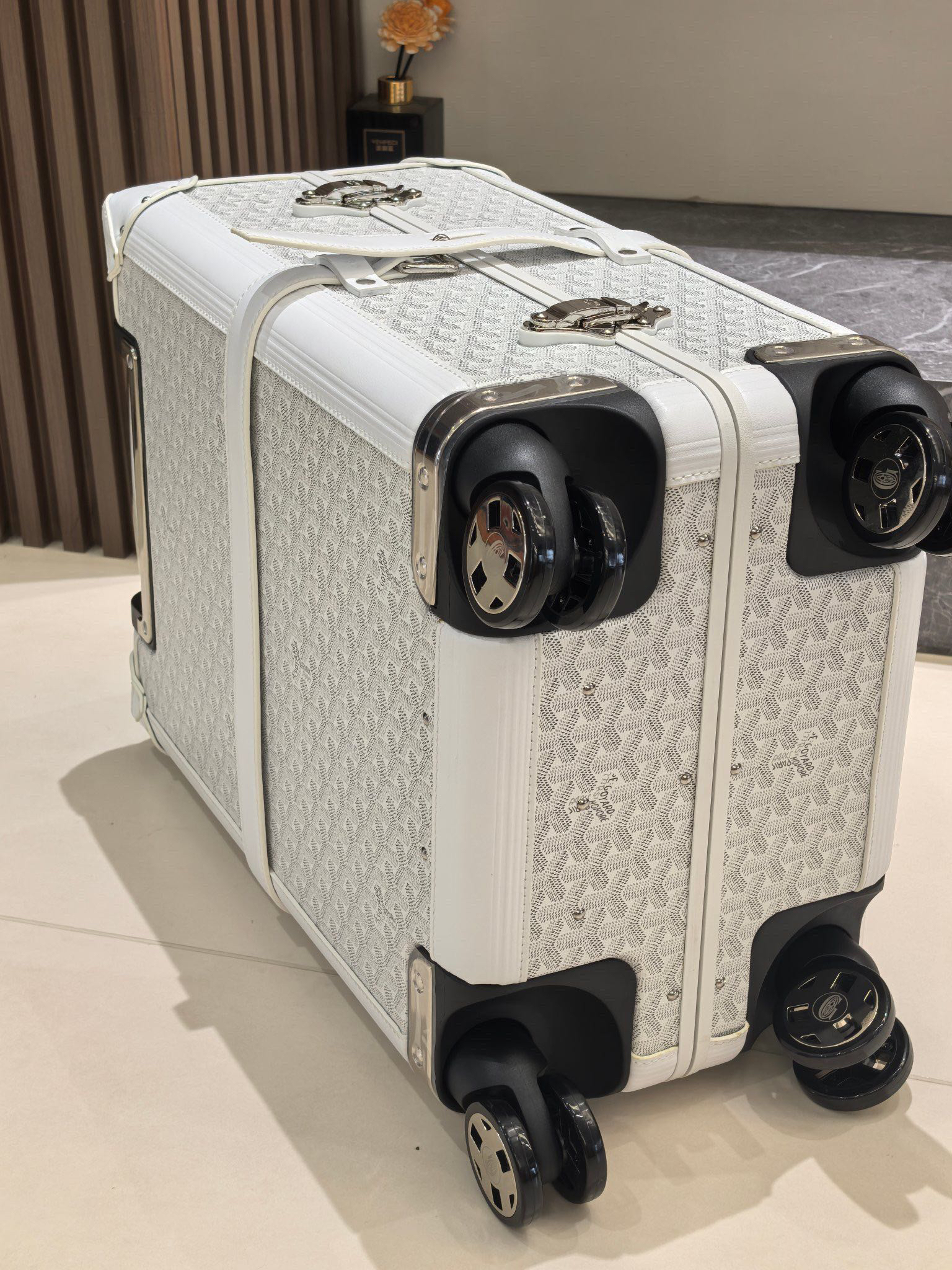 Goyard luggage-21