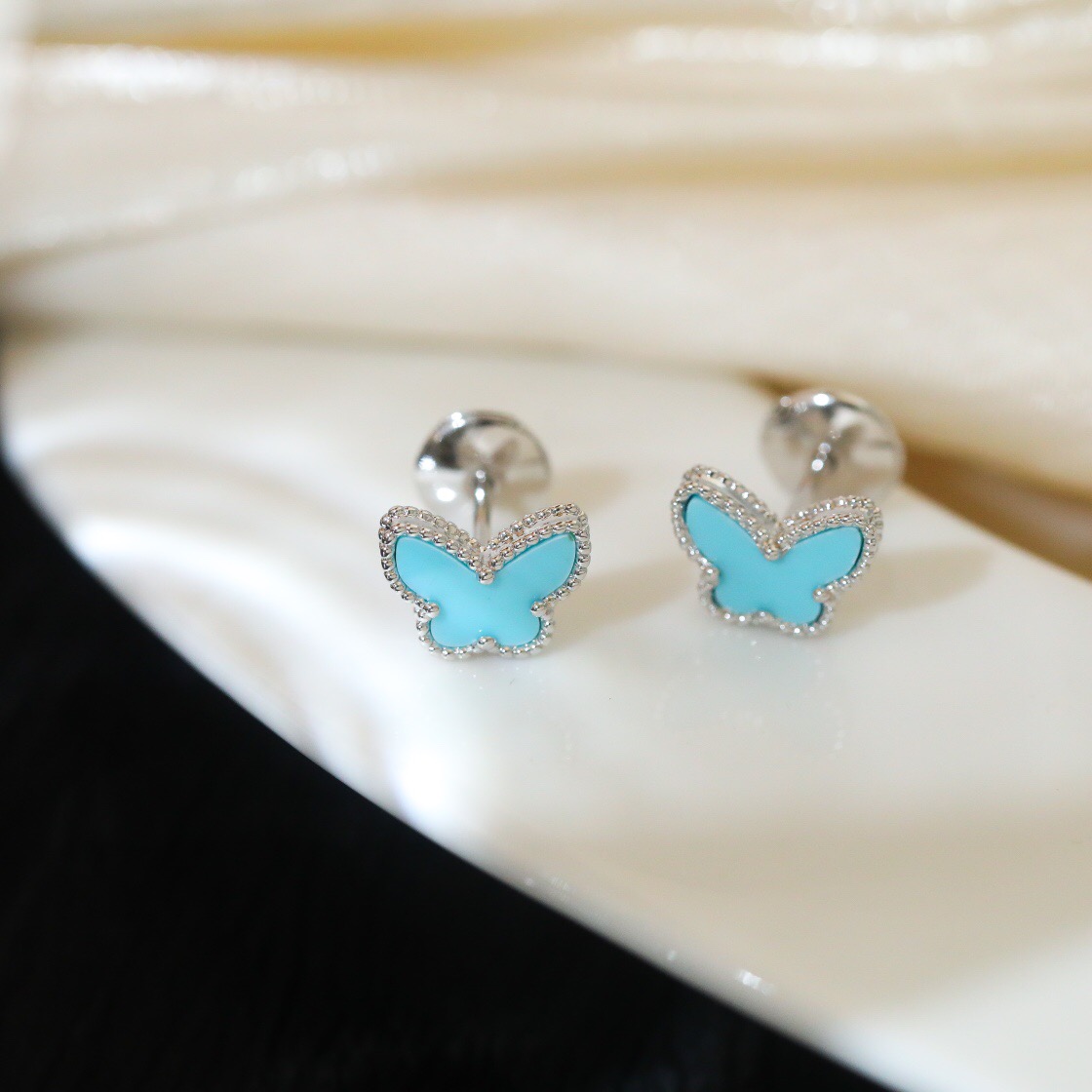 Van Cleef & Arpels earring-27