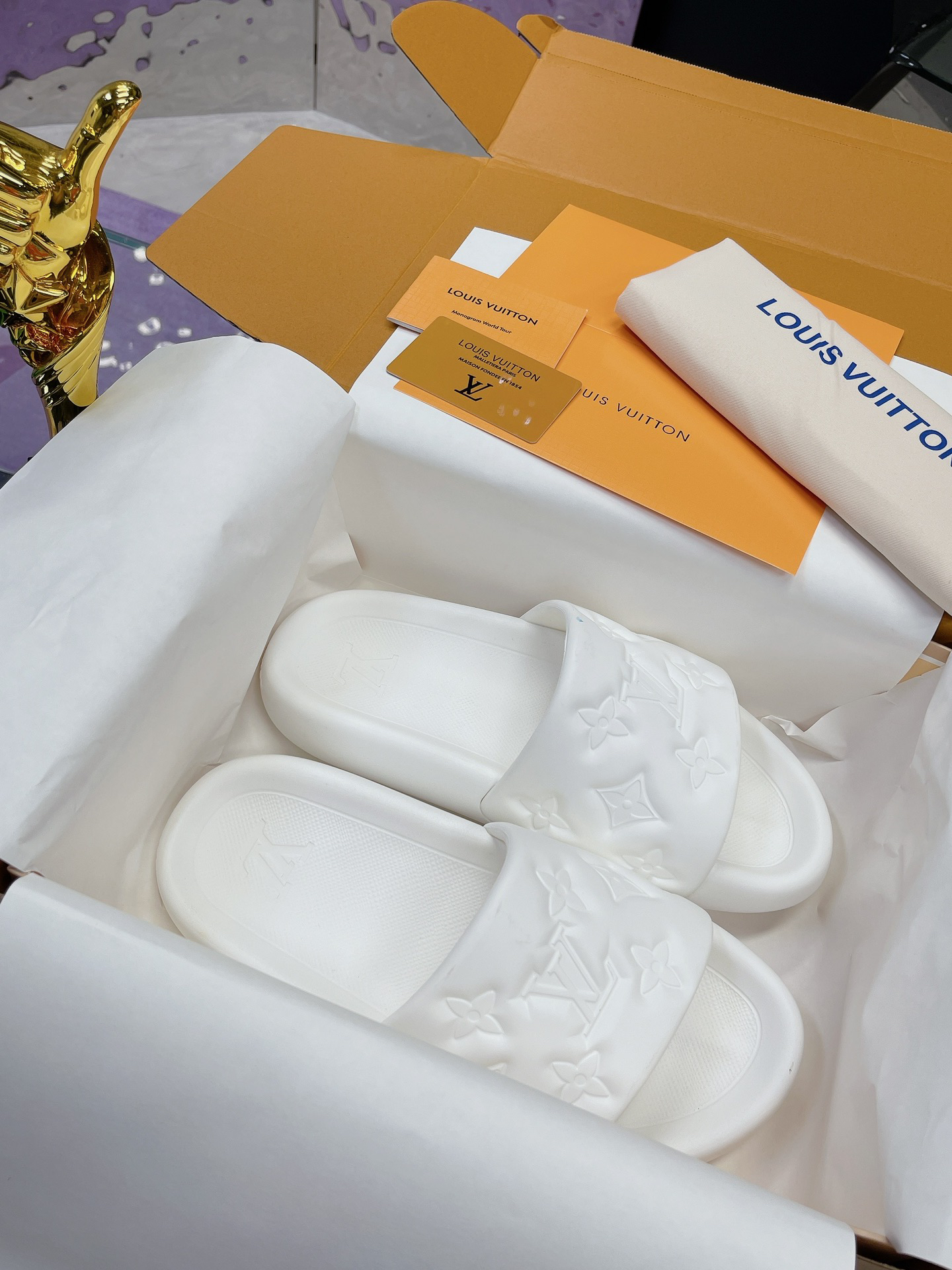 LV Summer footwear