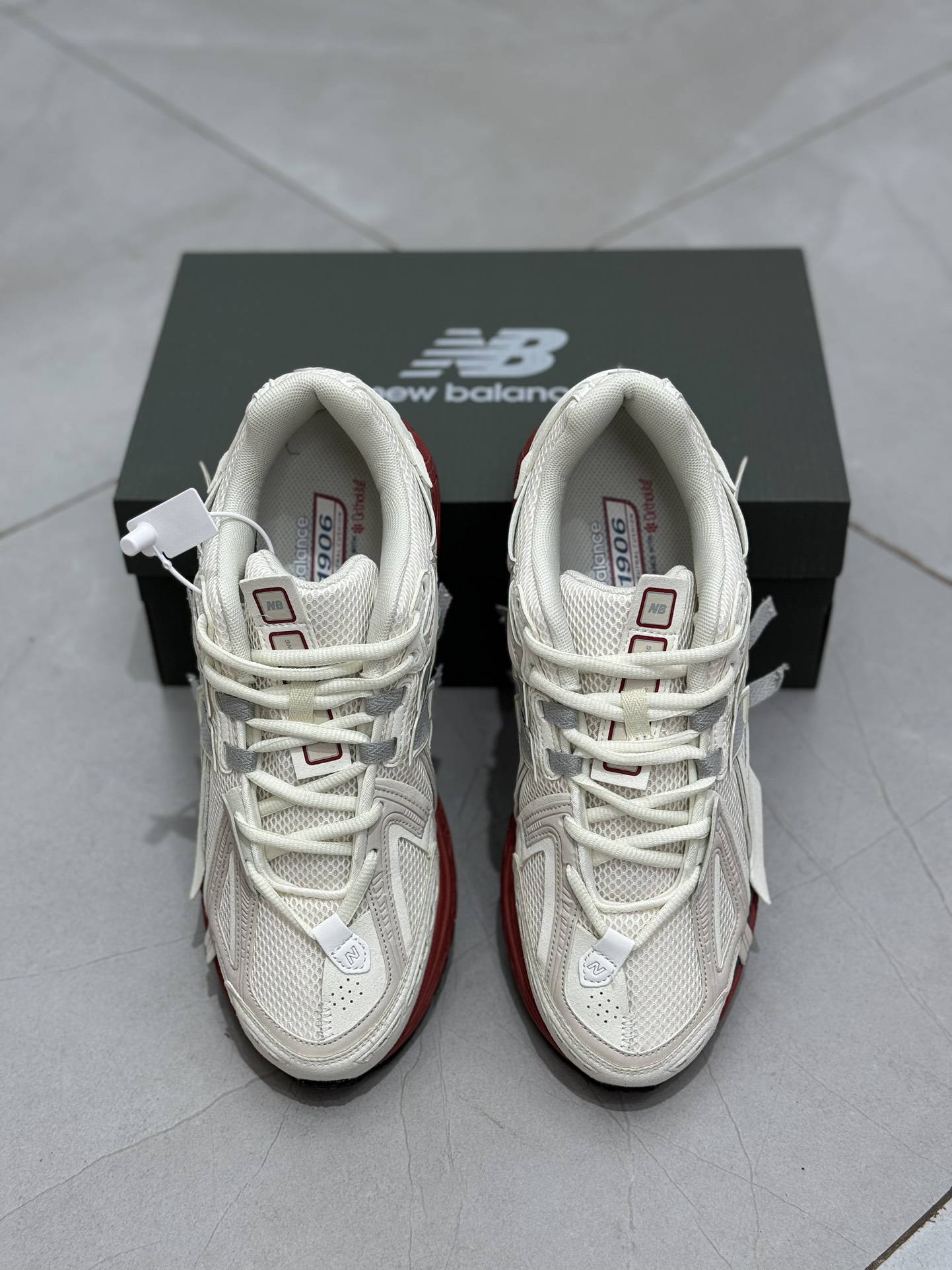 New Balance Sneakers-234