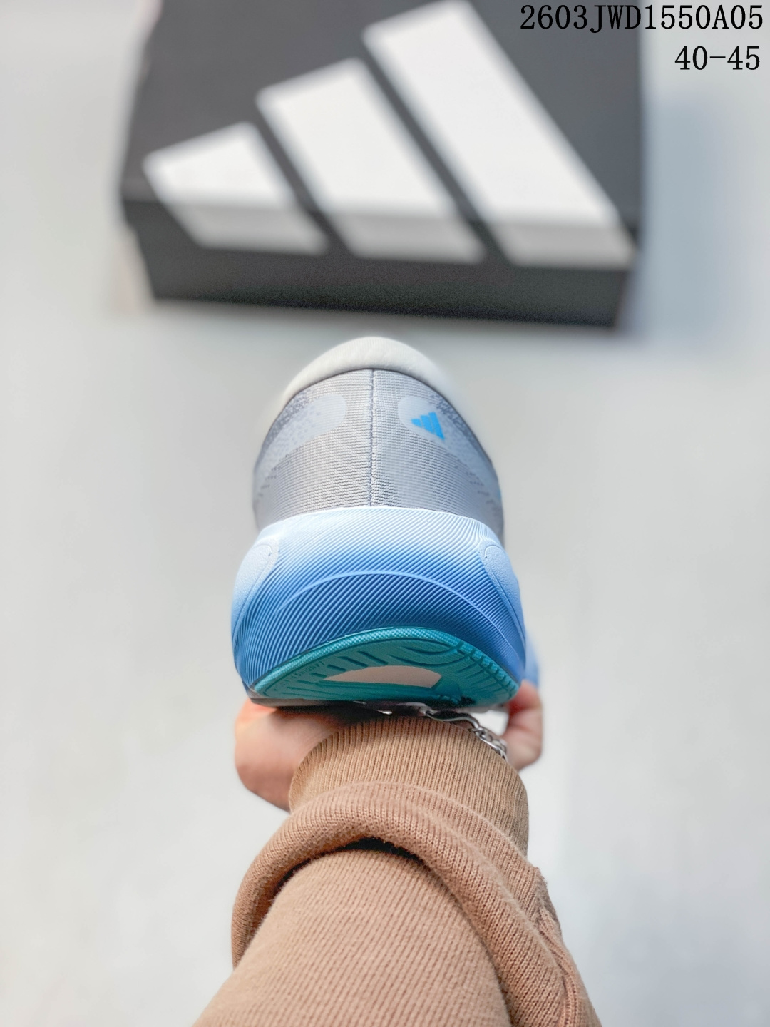 Adidas Sneakers-300