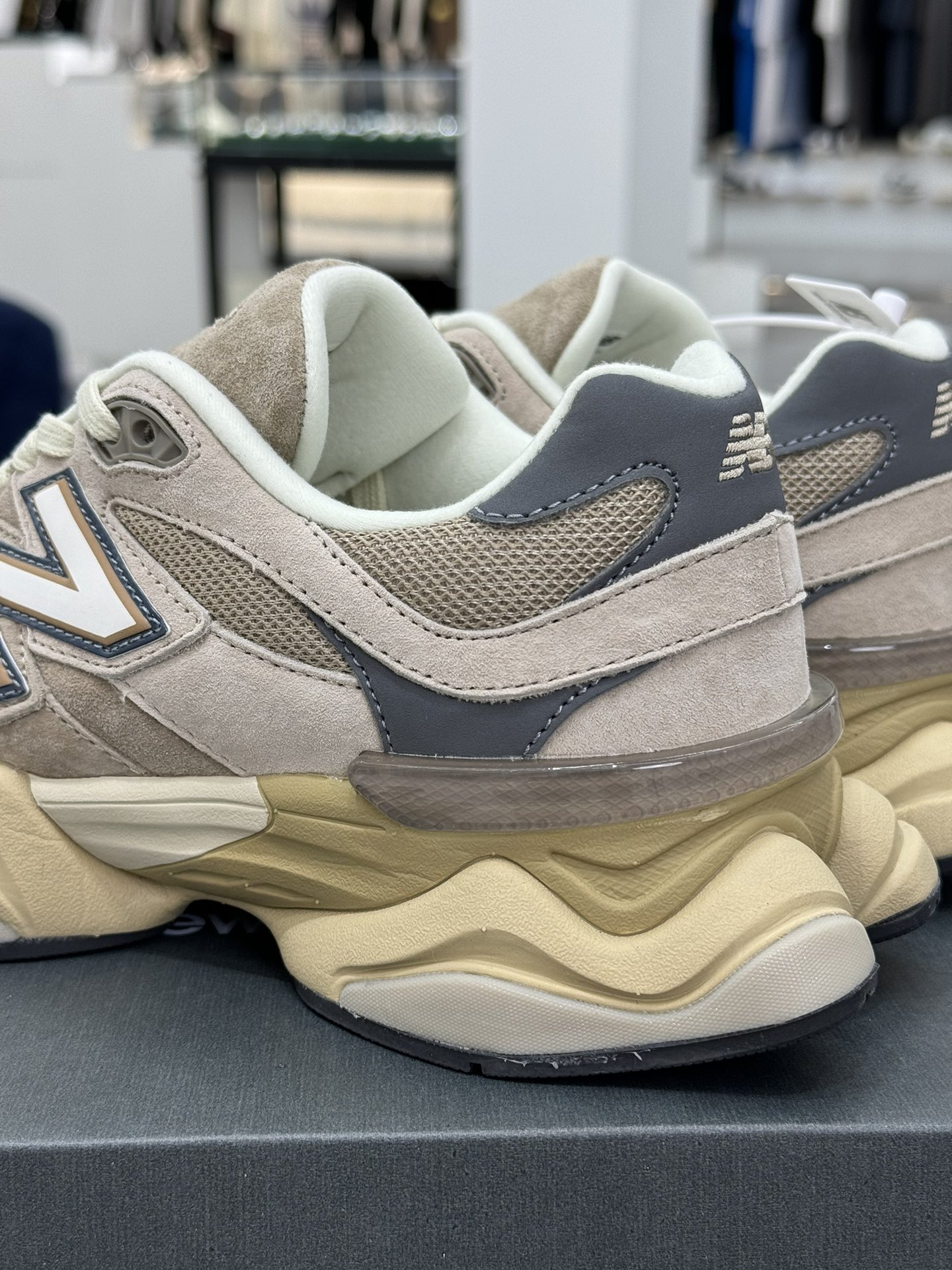 New Balance Sneakers-185
