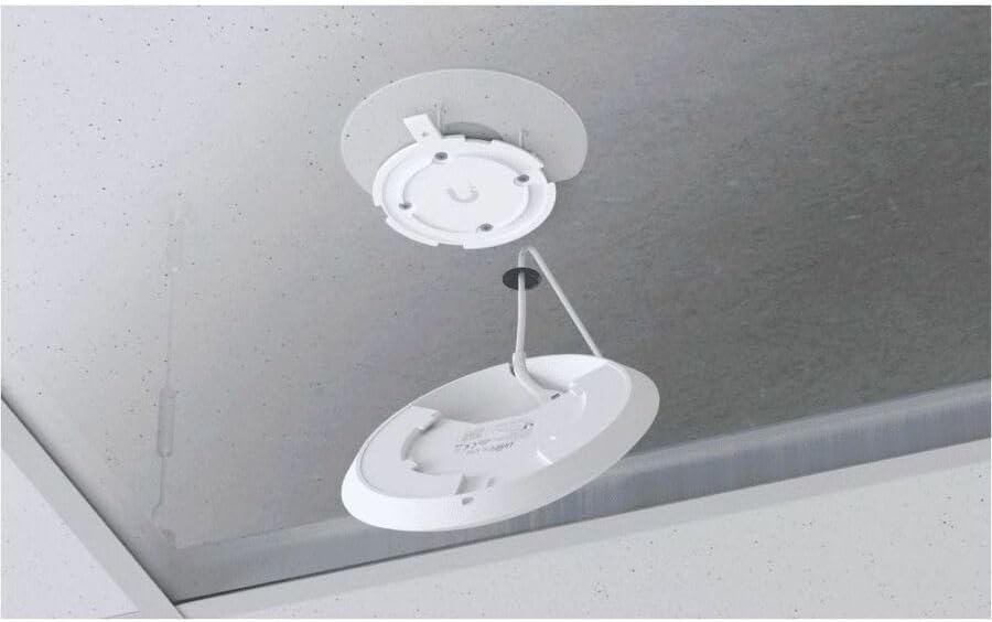 Ubiquiti U6+ Dual Band IEEE 802.11 a/b/g/n/ac/ax 3 Gbit/s Wireless Access Point