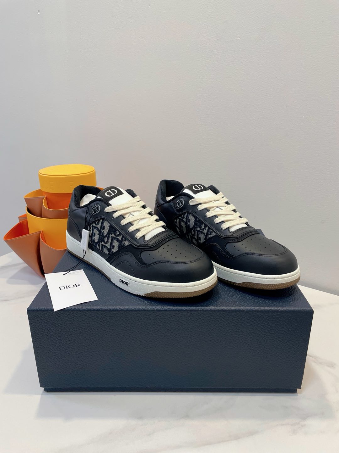 Dior Sneakers-129