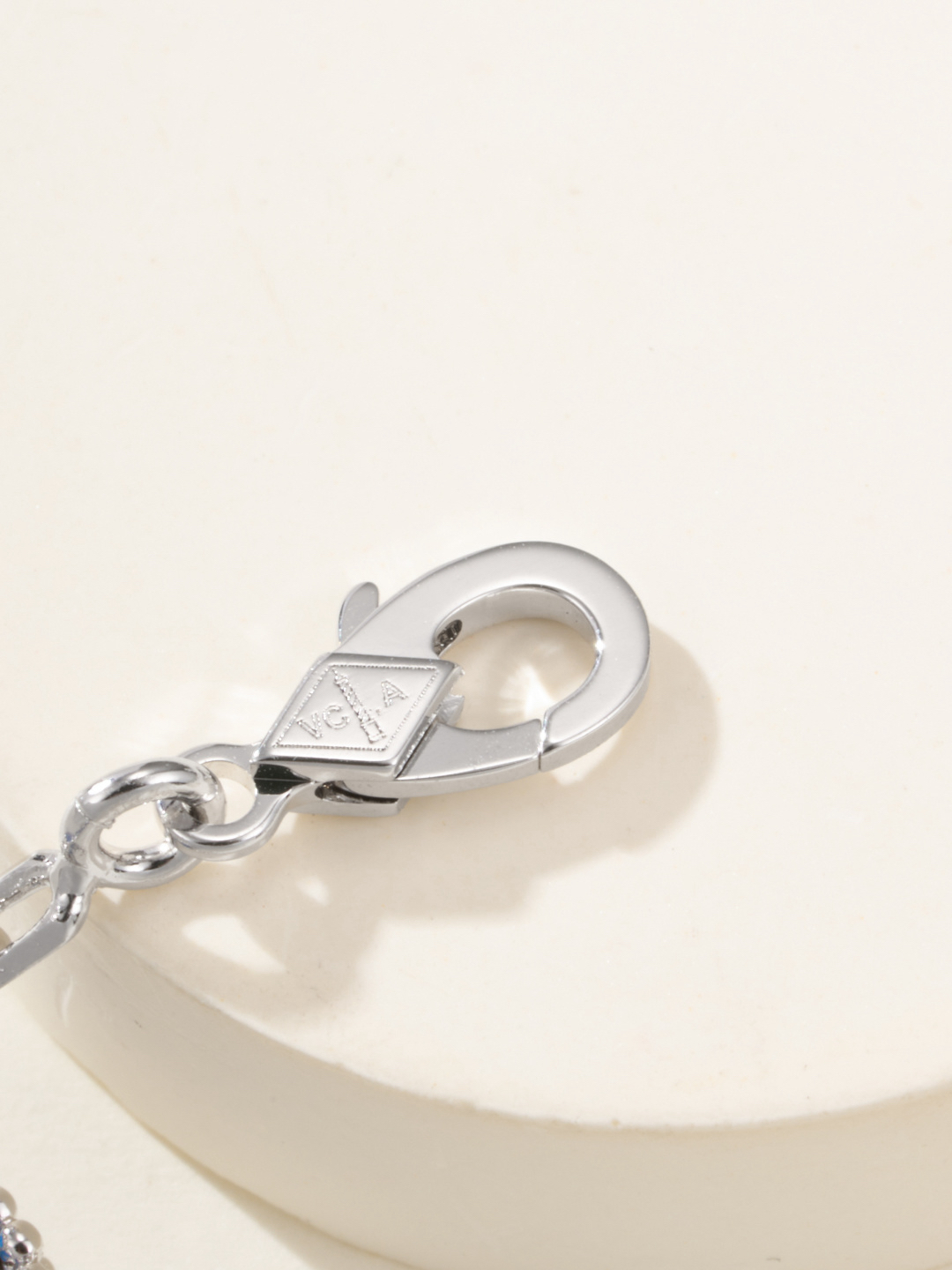 Van Cleef & Arpels Bracelet-65