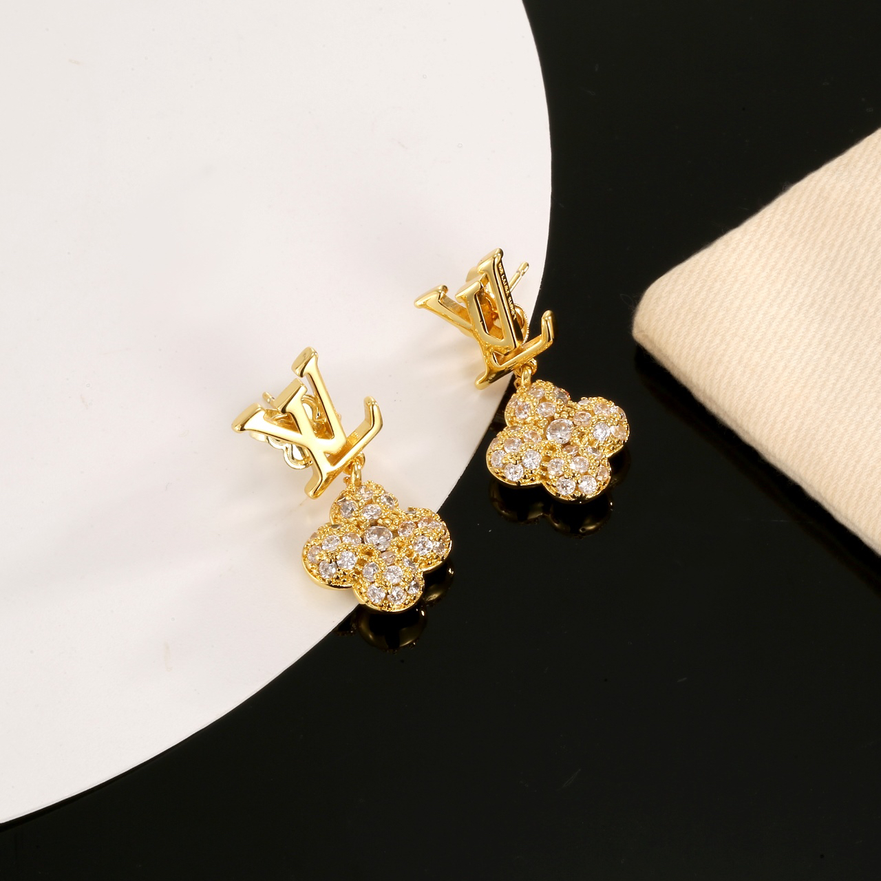 LV earrings-74