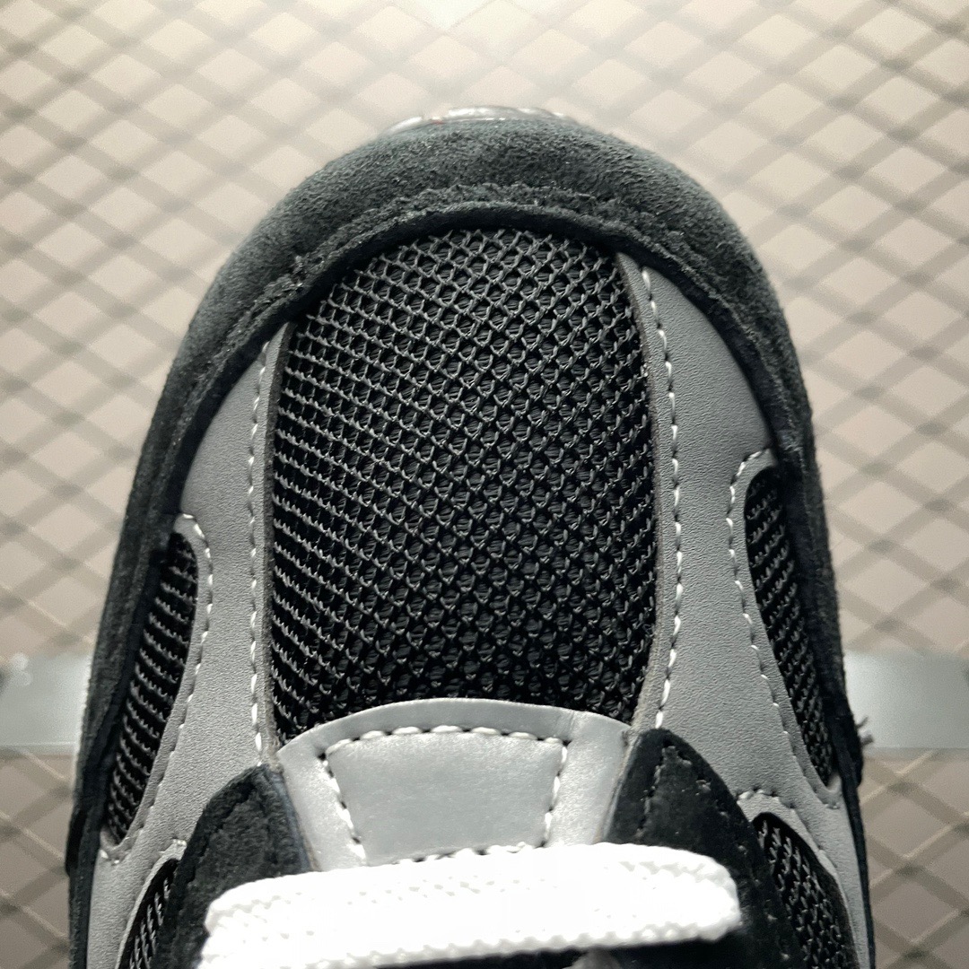 New Balance Sneakers-56