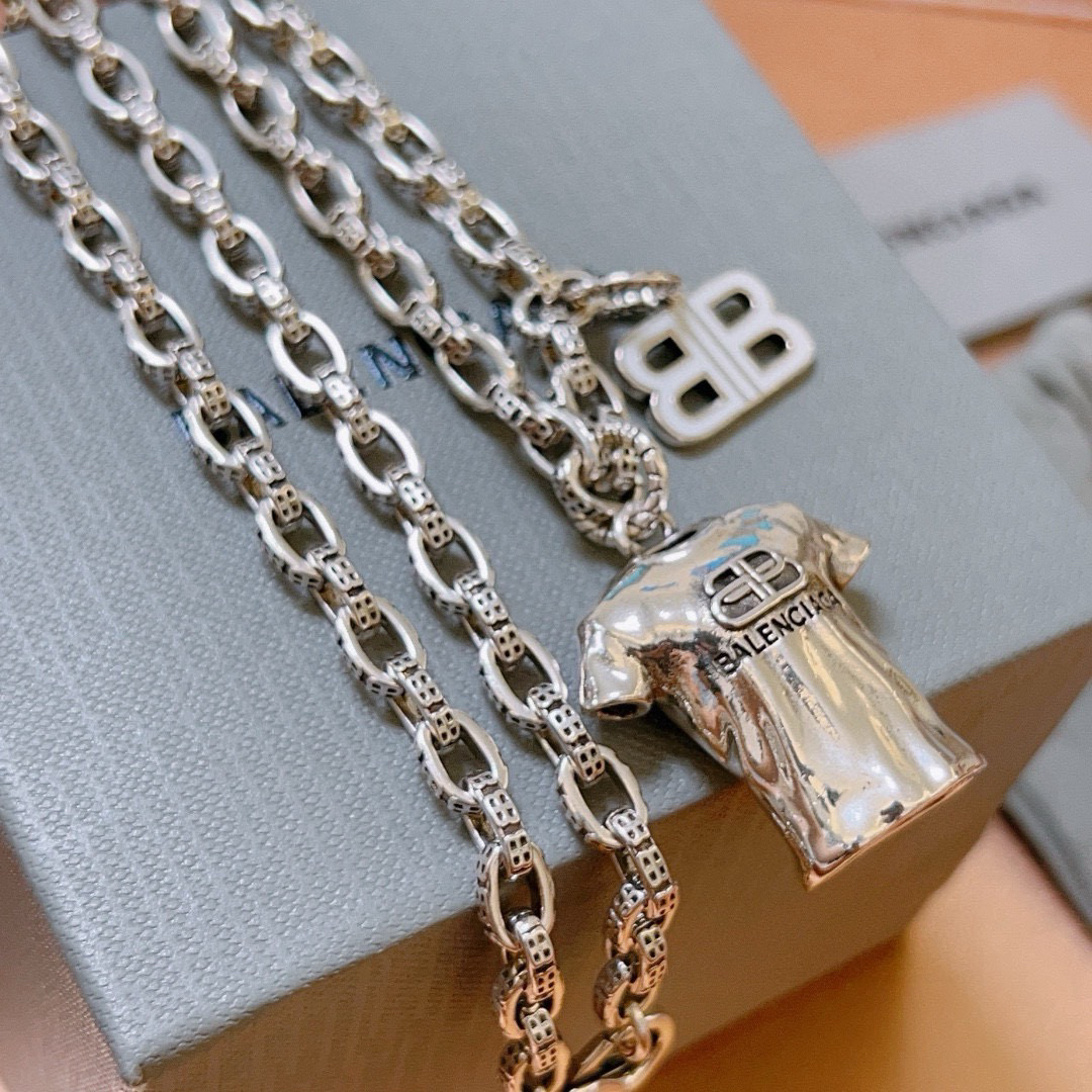 Balenciaga necklace-29