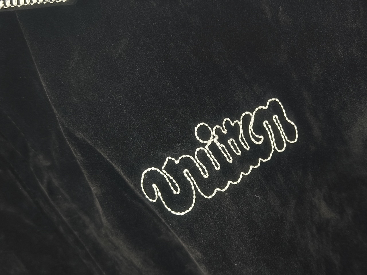 LV Clothing-290
