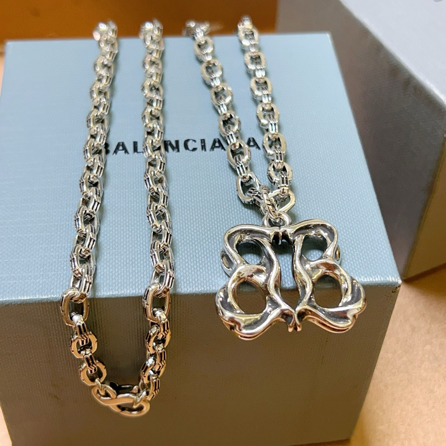 Balenciaga necklace-7