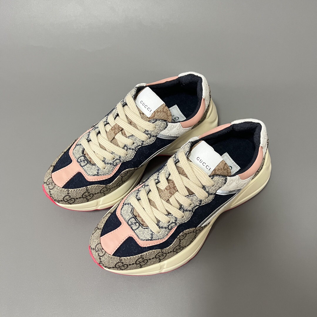 Gucci Sneakers-56