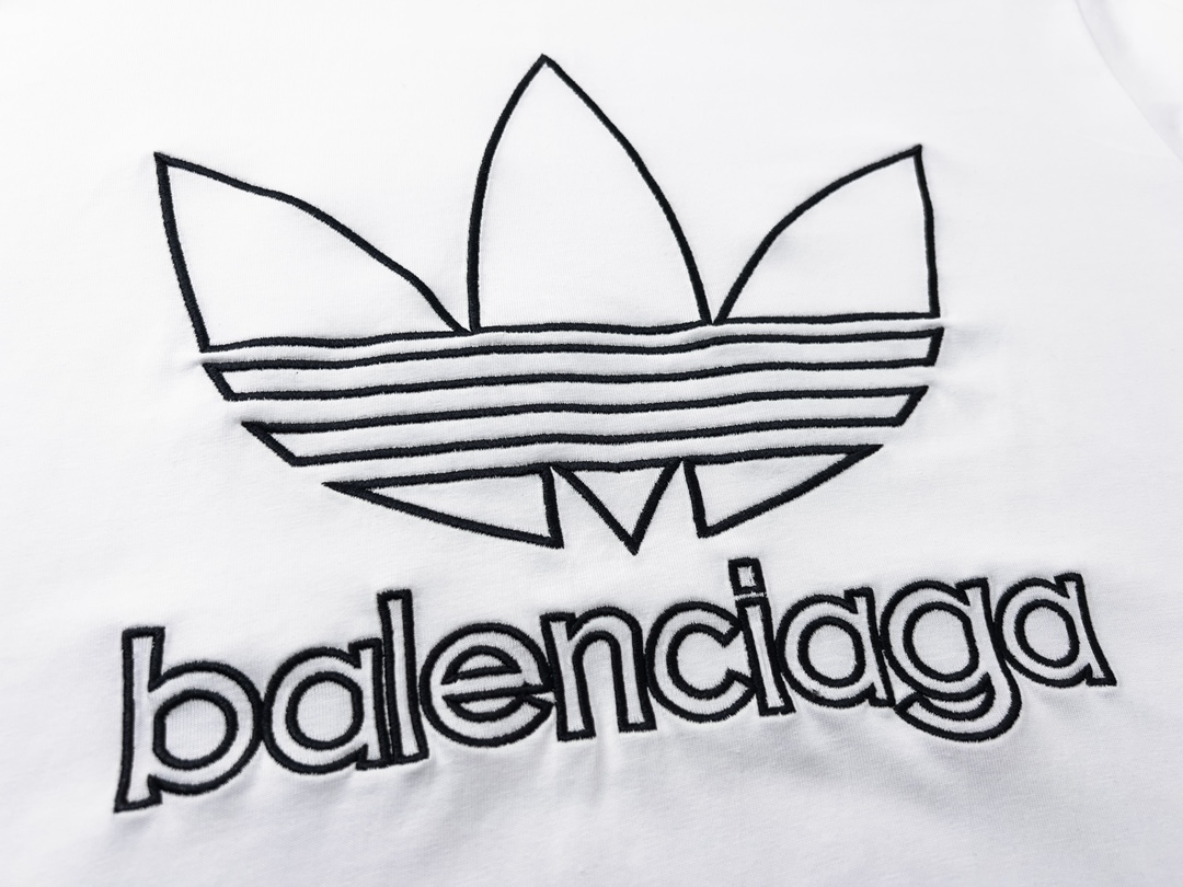 Balenciaga clothing-195