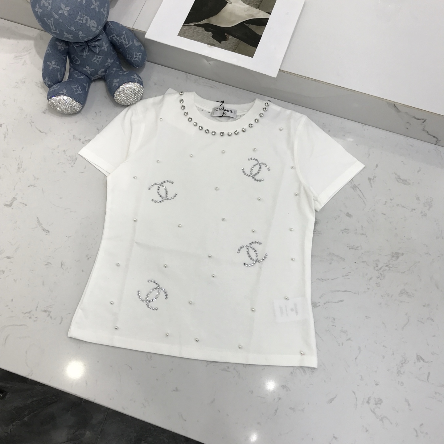 Chanel clothing-9