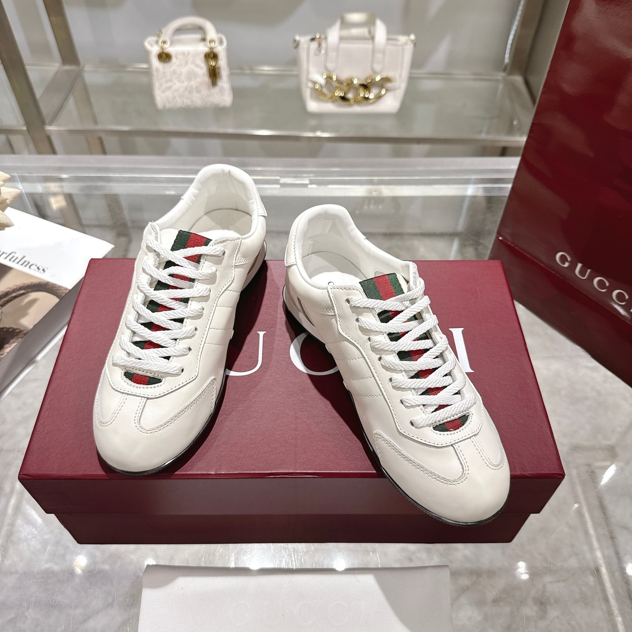 Gucci Sneakers-152