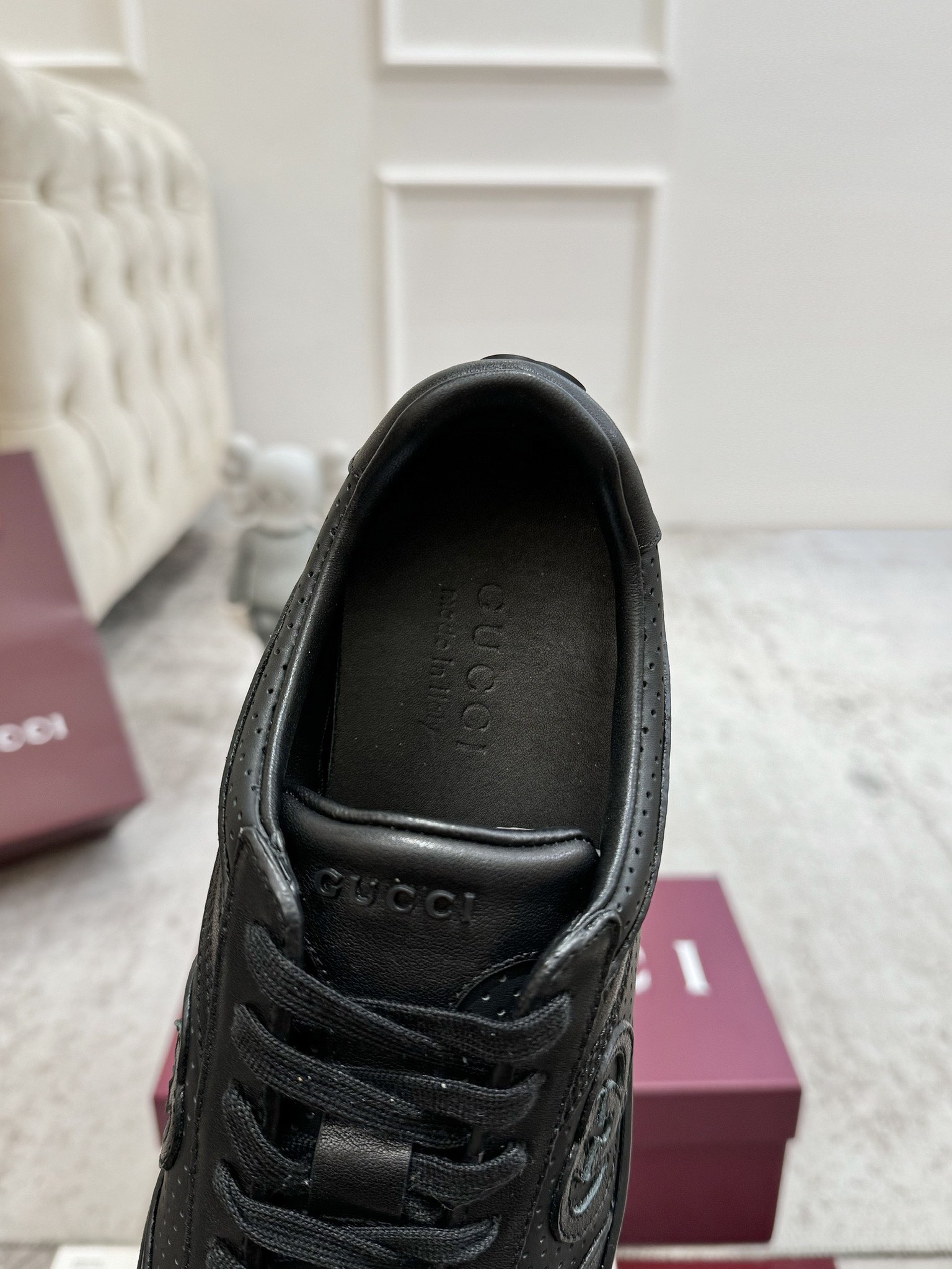 Gucci Sneakers-226