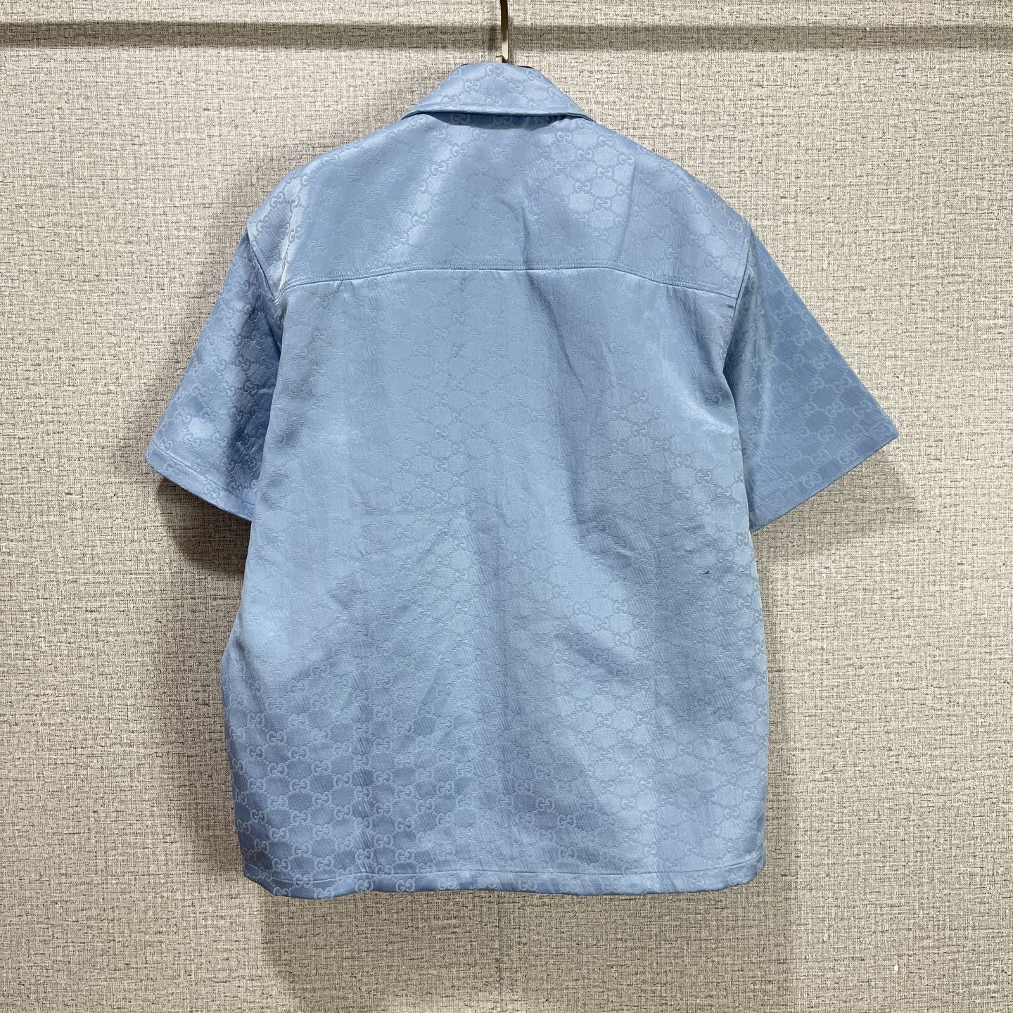 Gucci Clothing-113