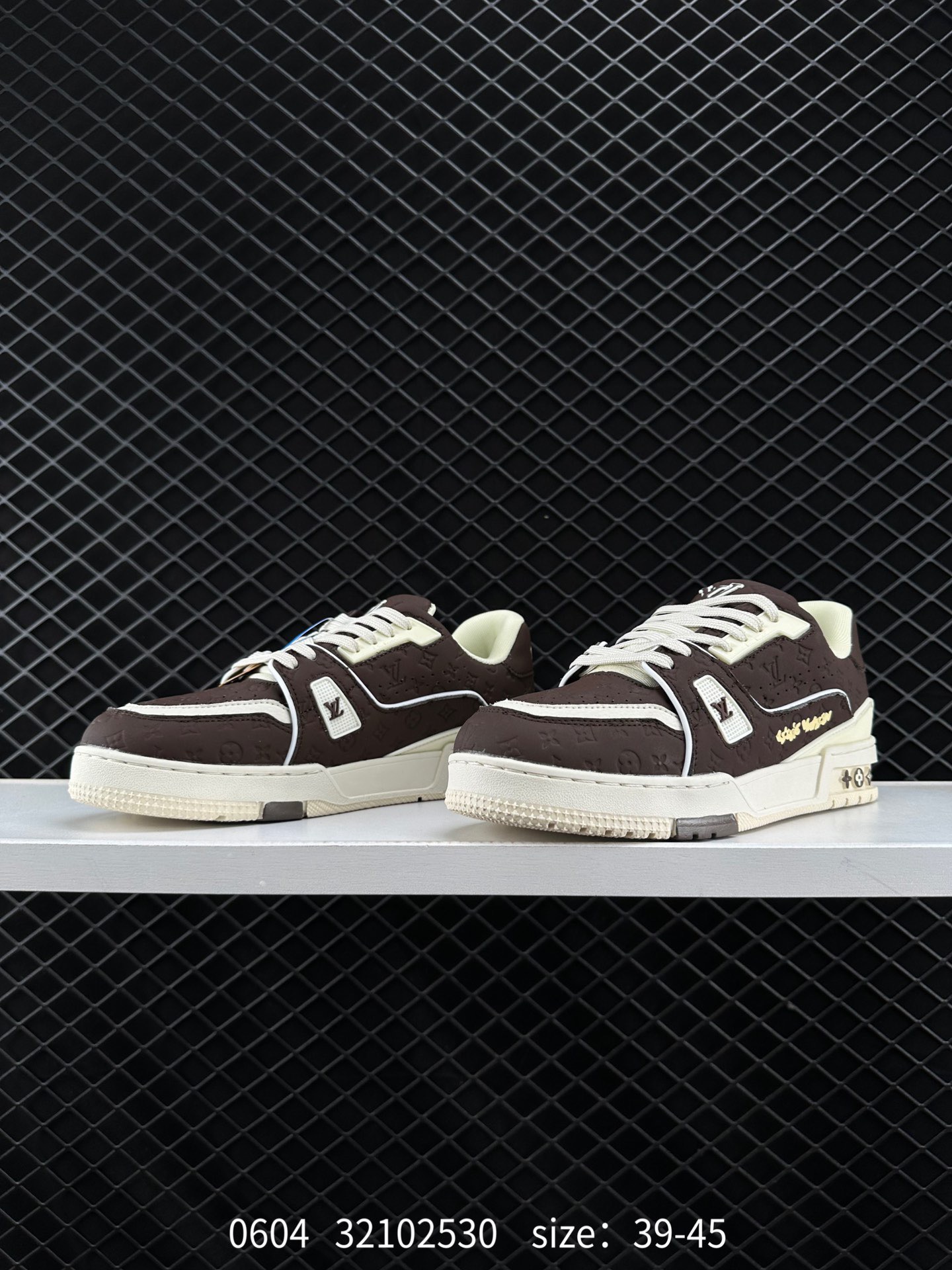 Lv Sneakers-19