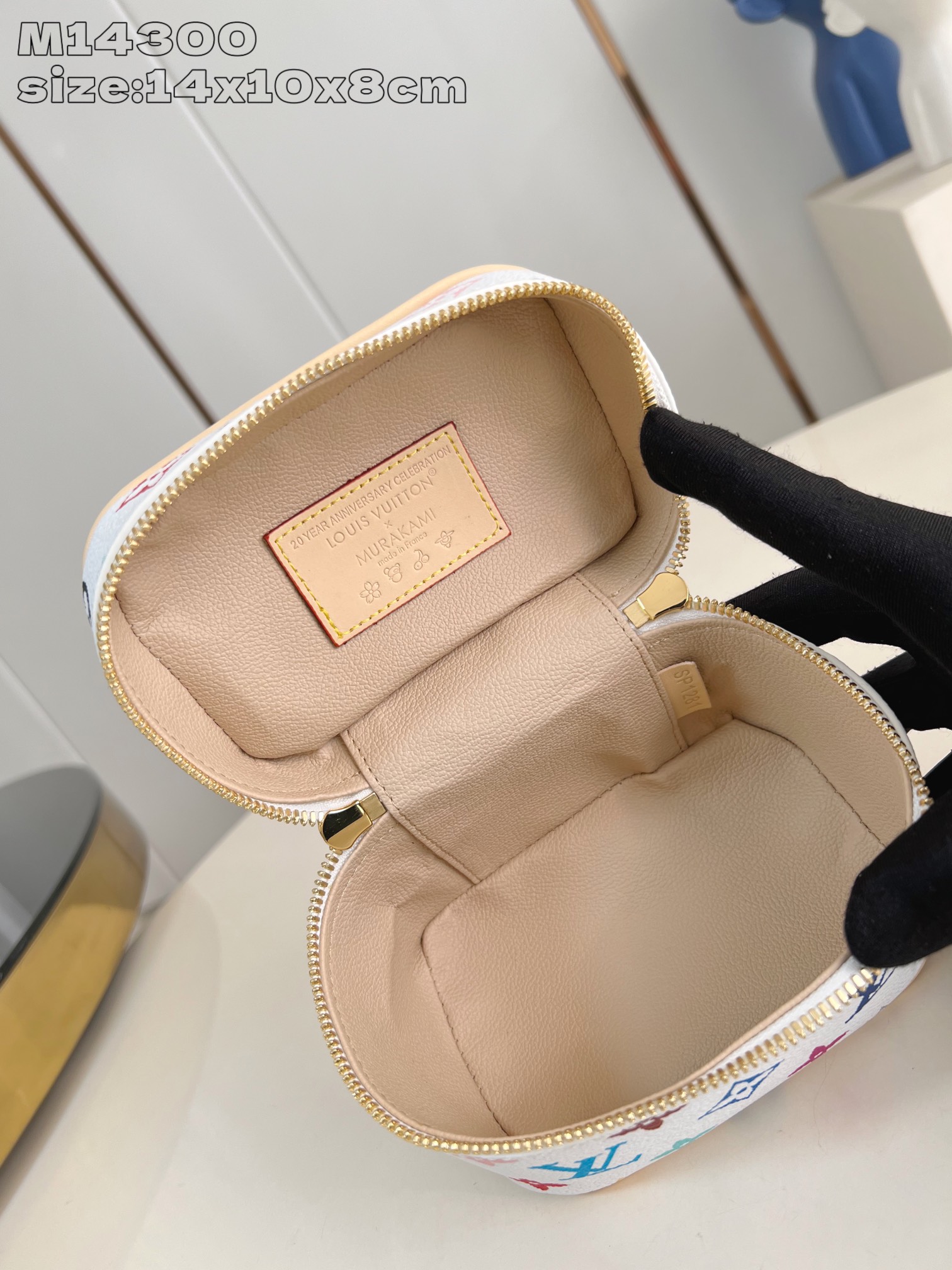 Louis Vuitton Hot New Product-47