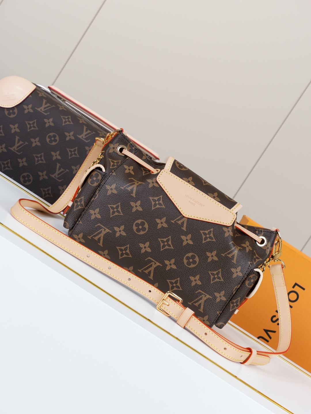Louis Vuitton Hot New Product-69