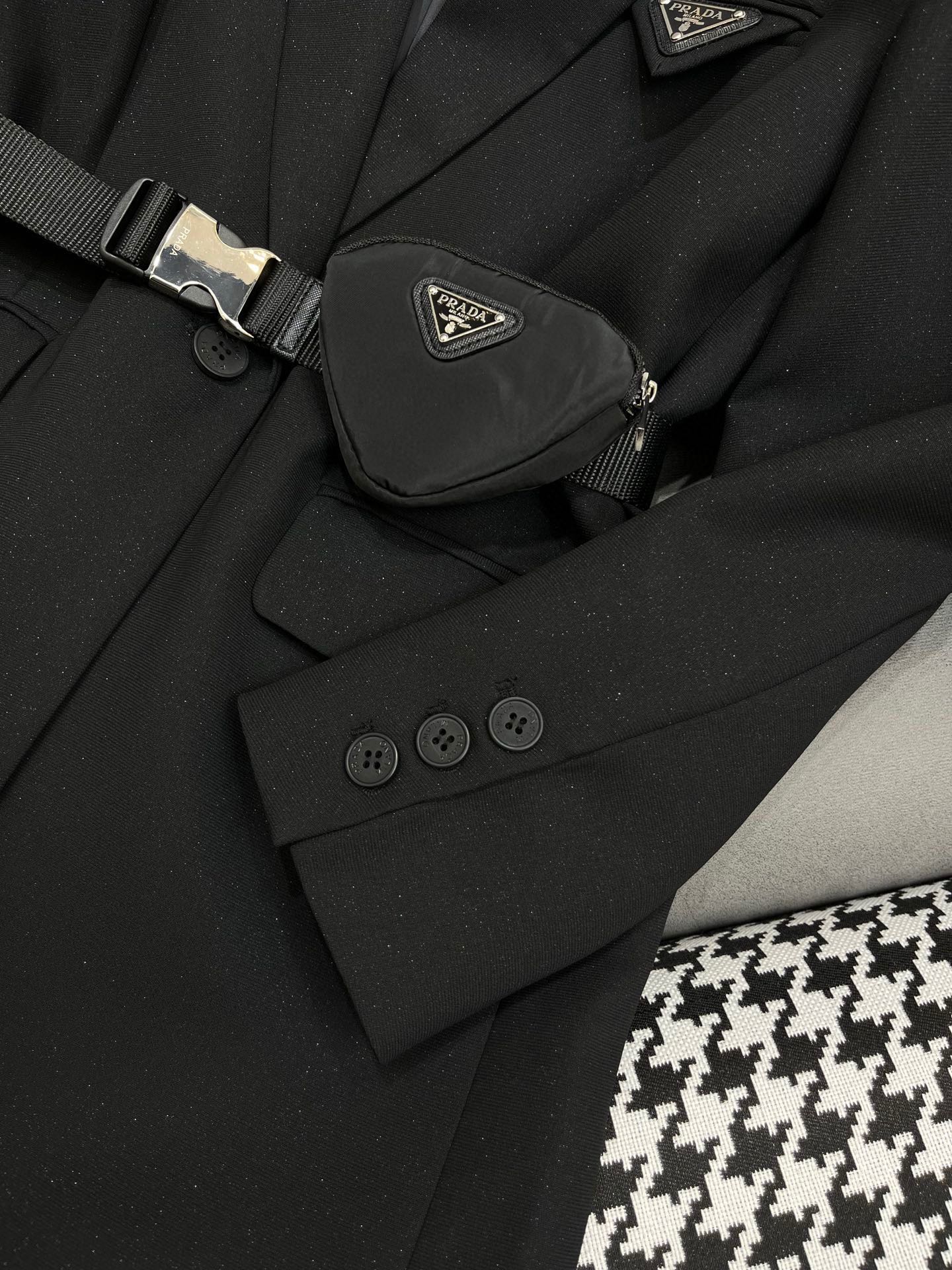 Prada Clothing-373