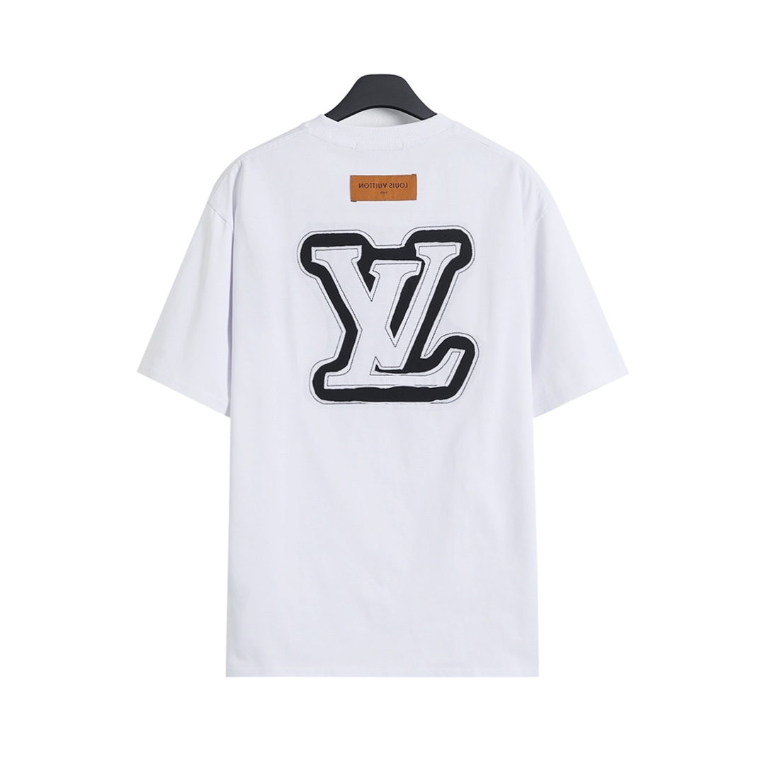 LV clothing-188