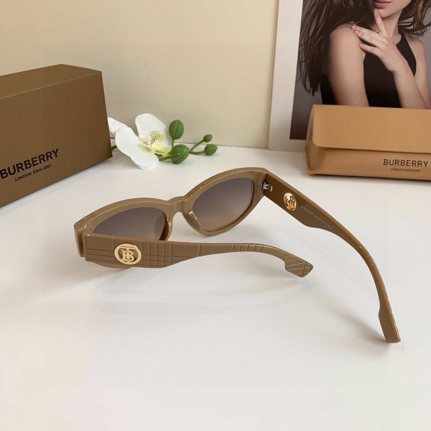 Burberry glasses-72