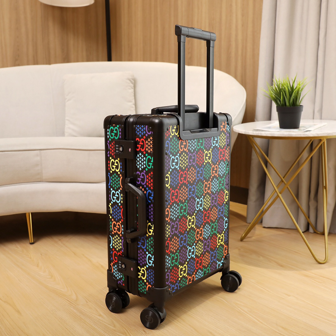Gucci luggage-31