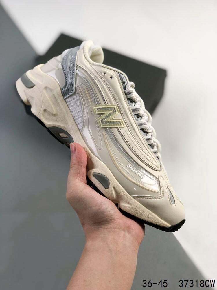 New Balance Sneakers-383