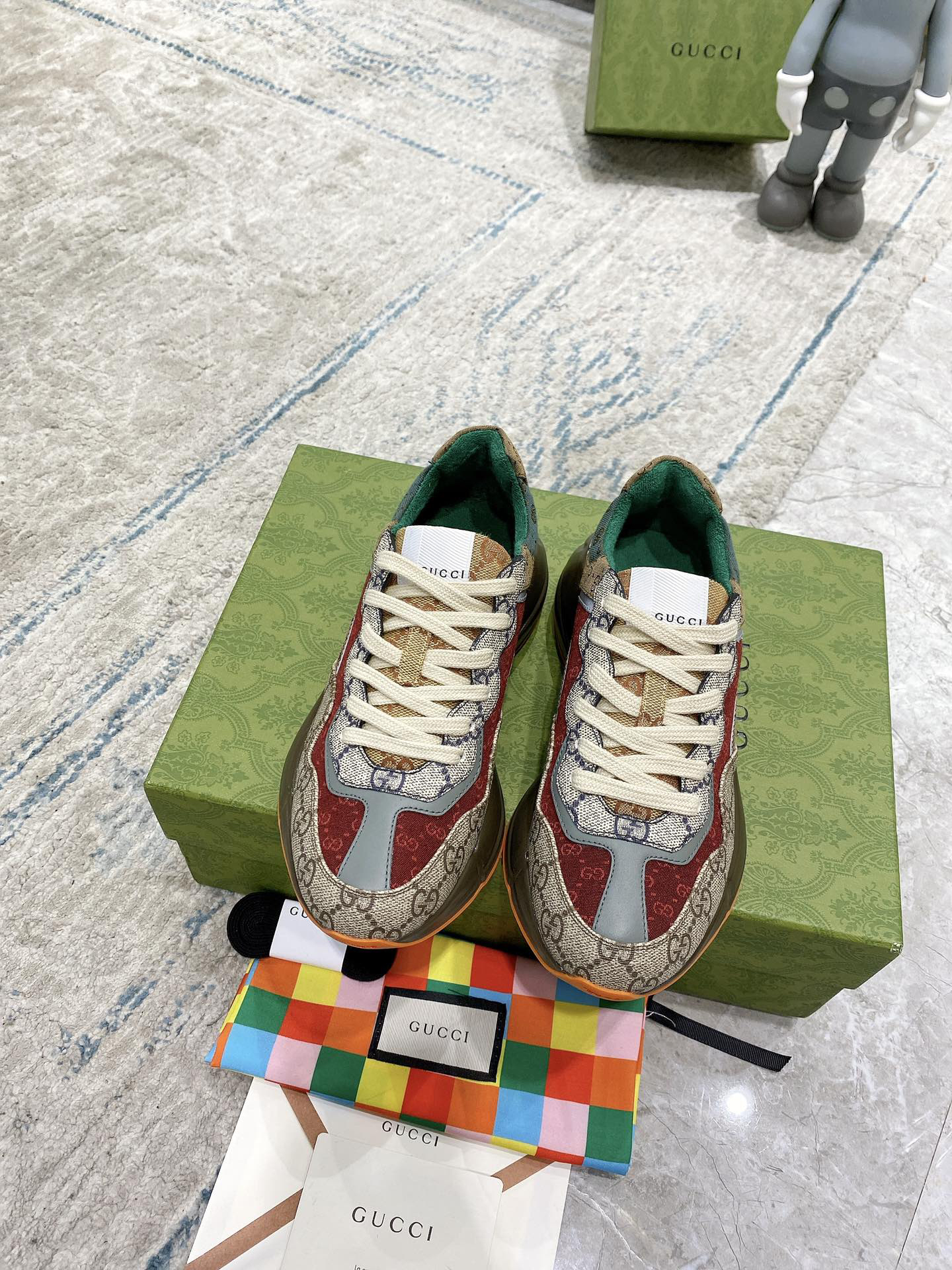 Gucci Sneakers-84