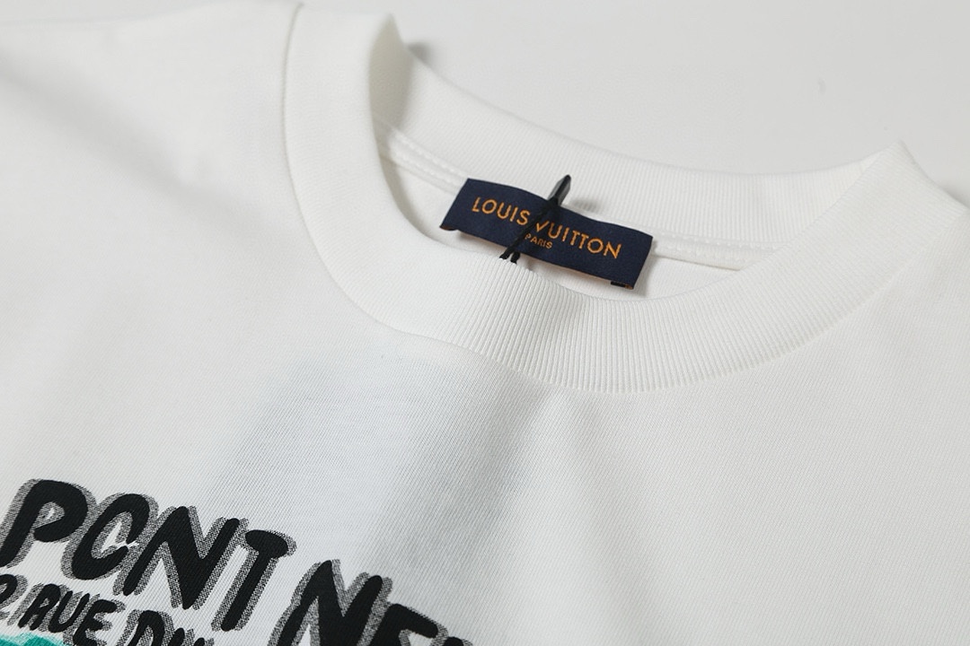 LV clothing-184