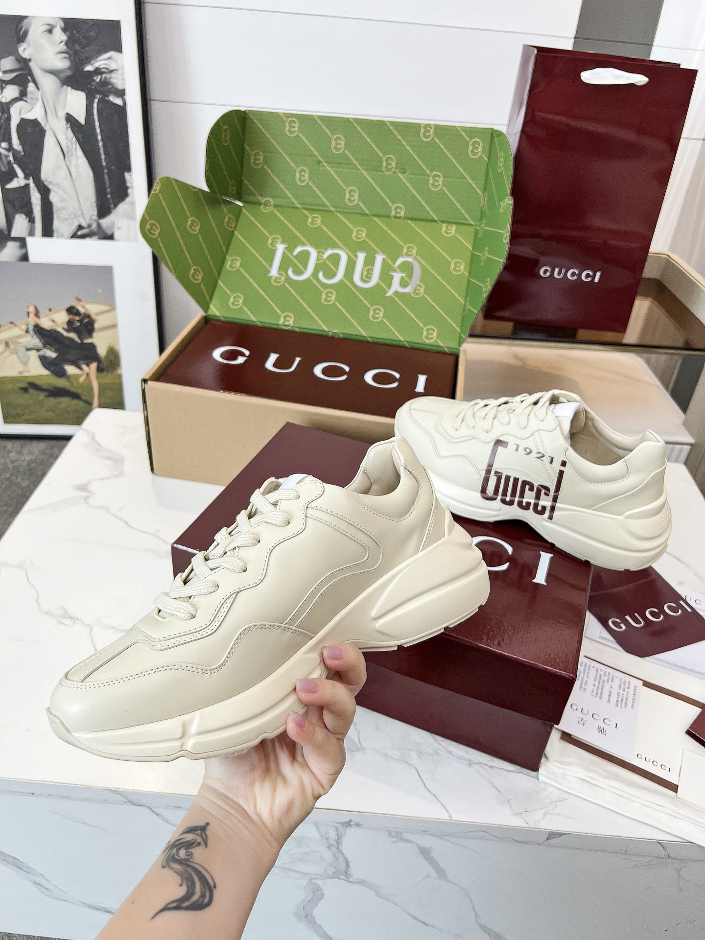 Gucci Sneakers-114