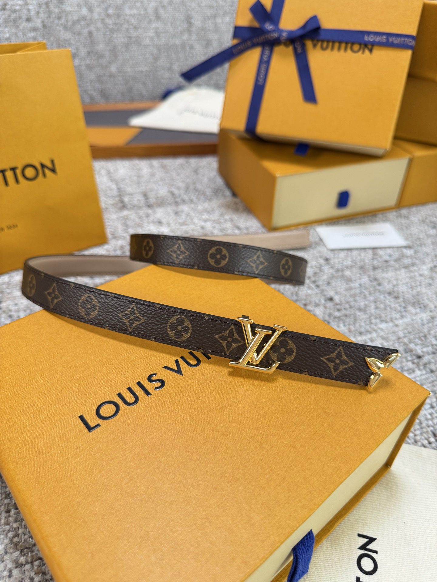 Lv belt-79