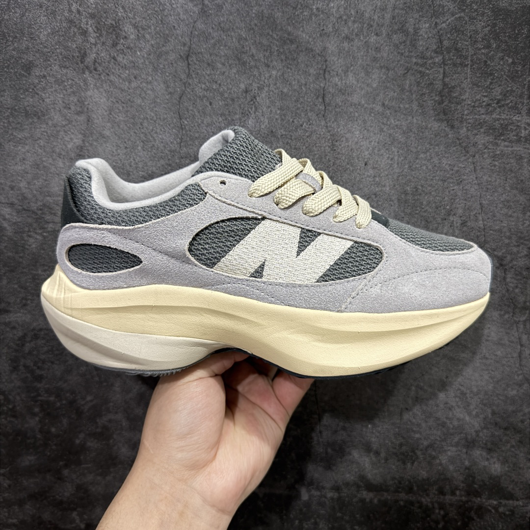 New Balance Sneakers-45
