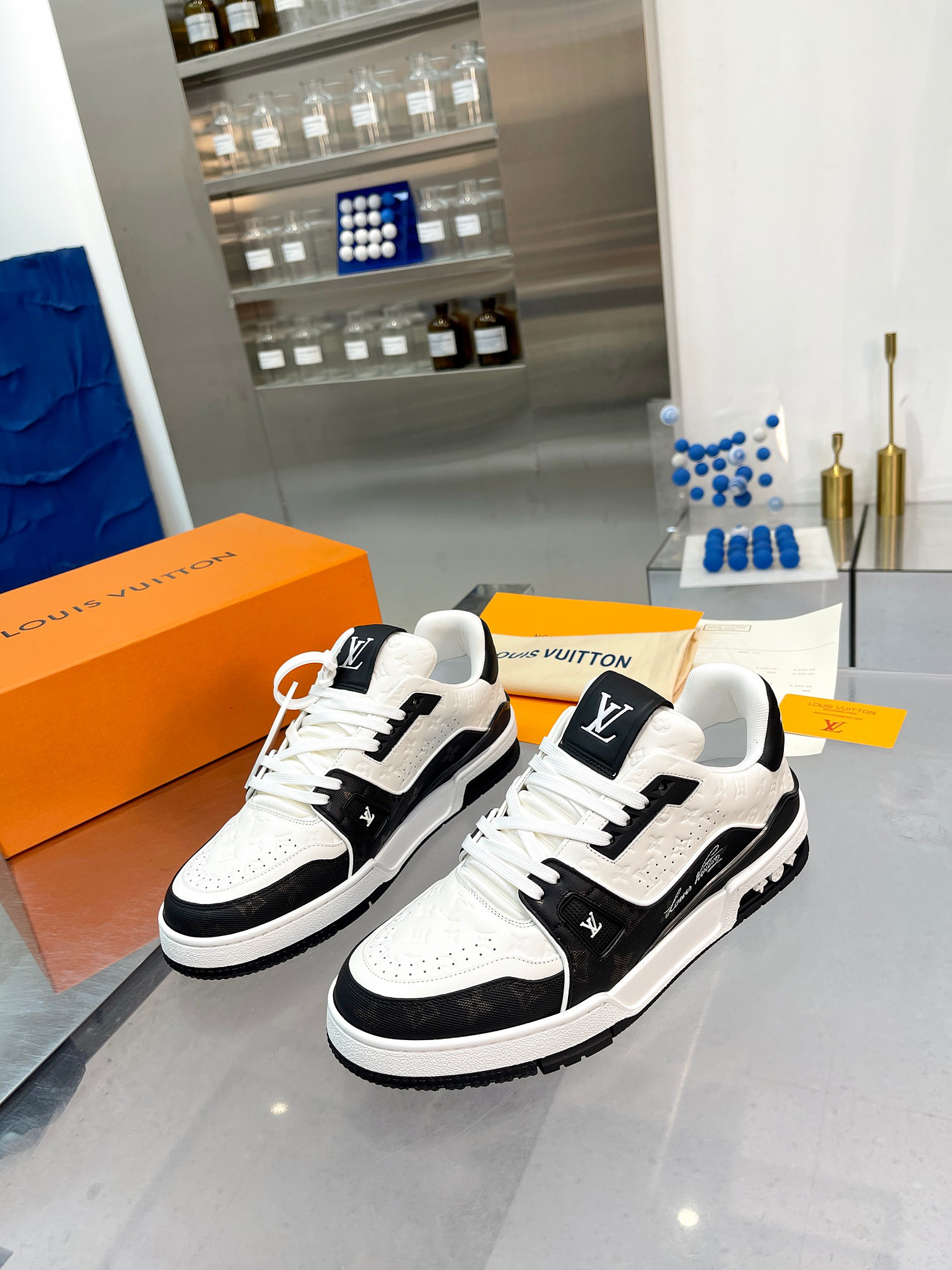 Lv Sneakers-58