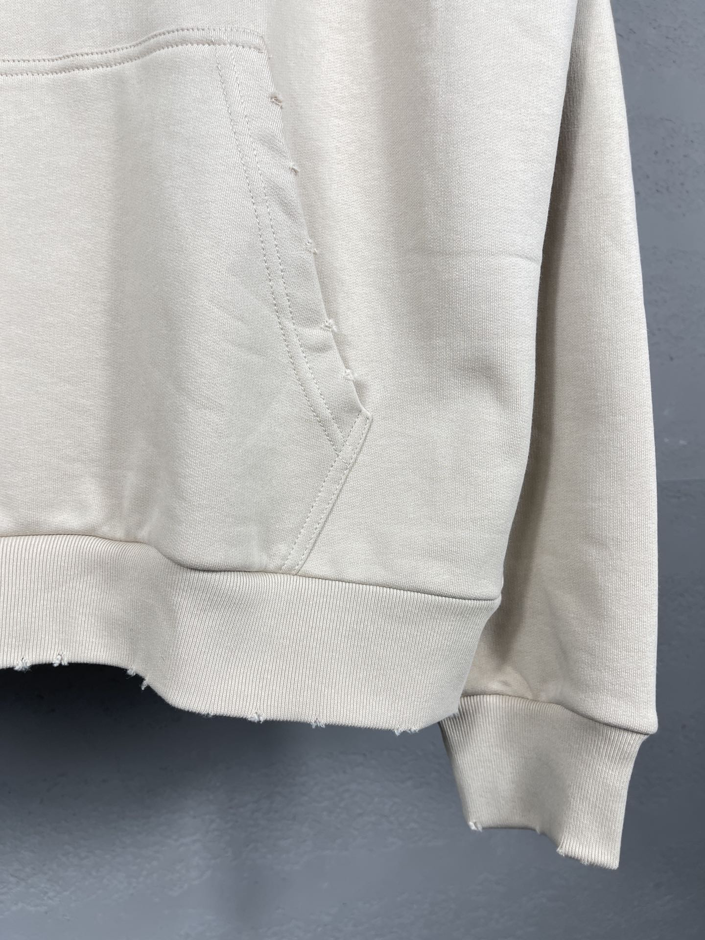 Balenciaga clothing-214