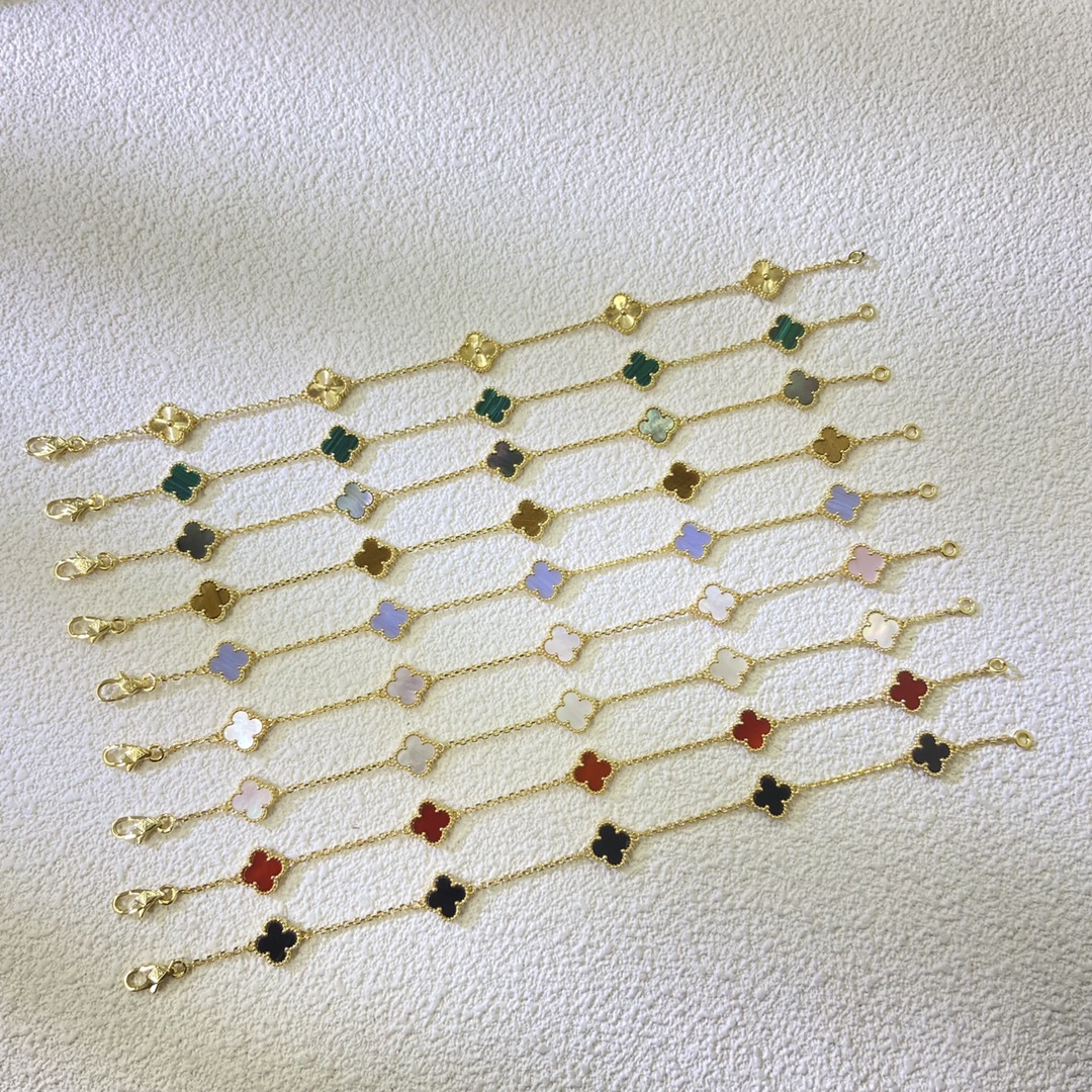 Van Cleef & Arpels Bracelet-126