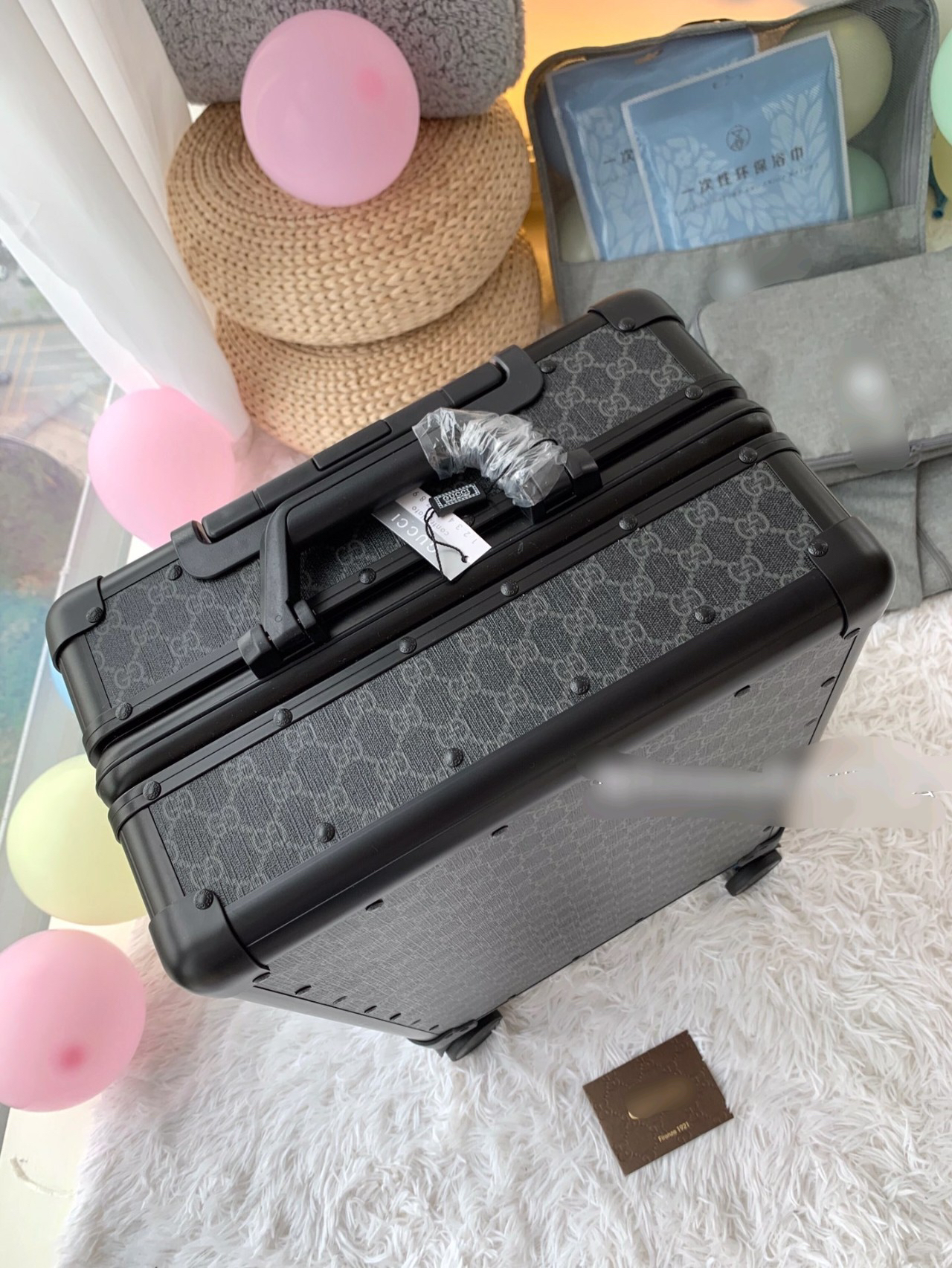 Gucci luggage-26