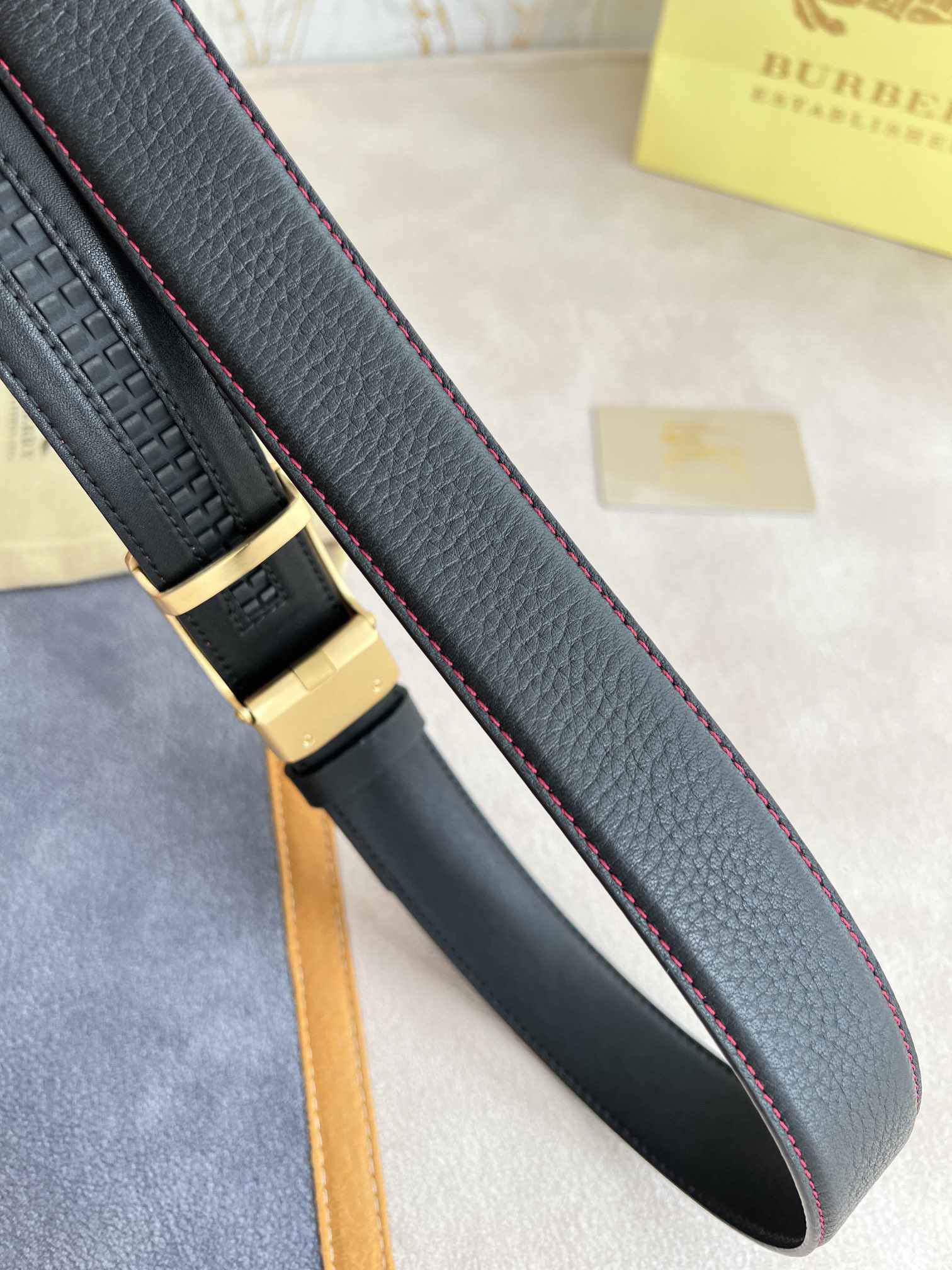 Burberry belt-65