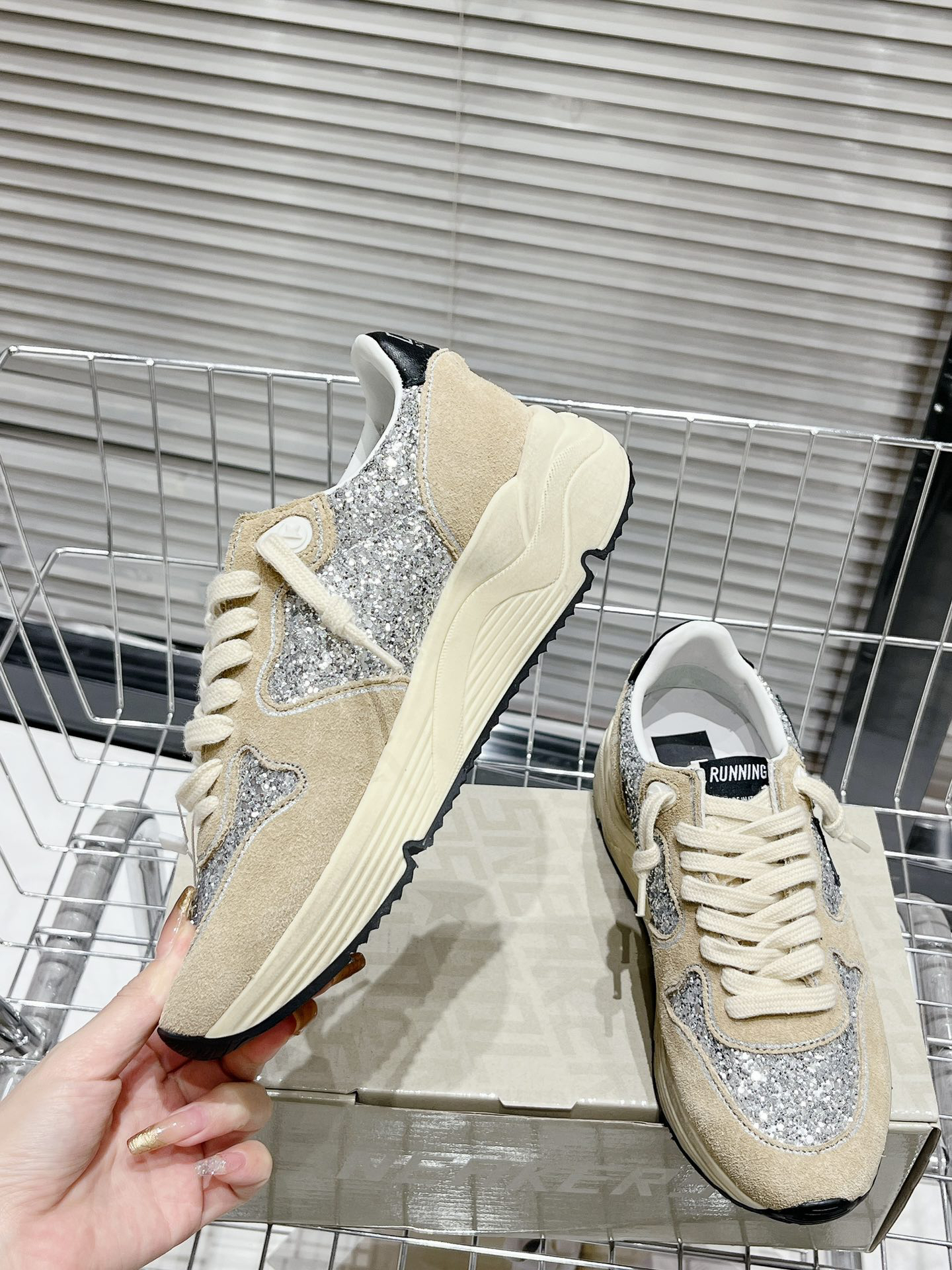 Golden Goose Sneakers-41
