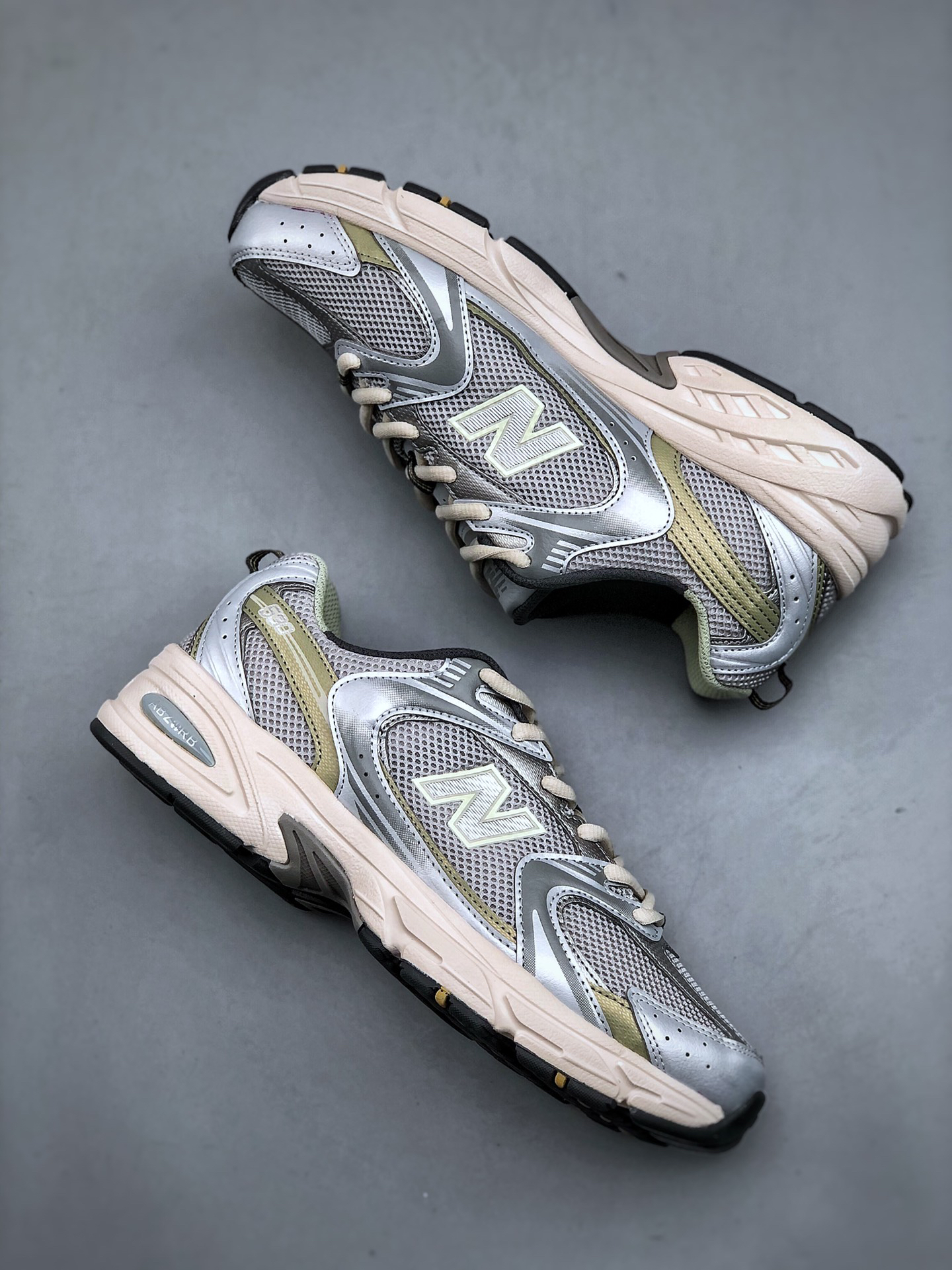 New Balance Sneakers-296