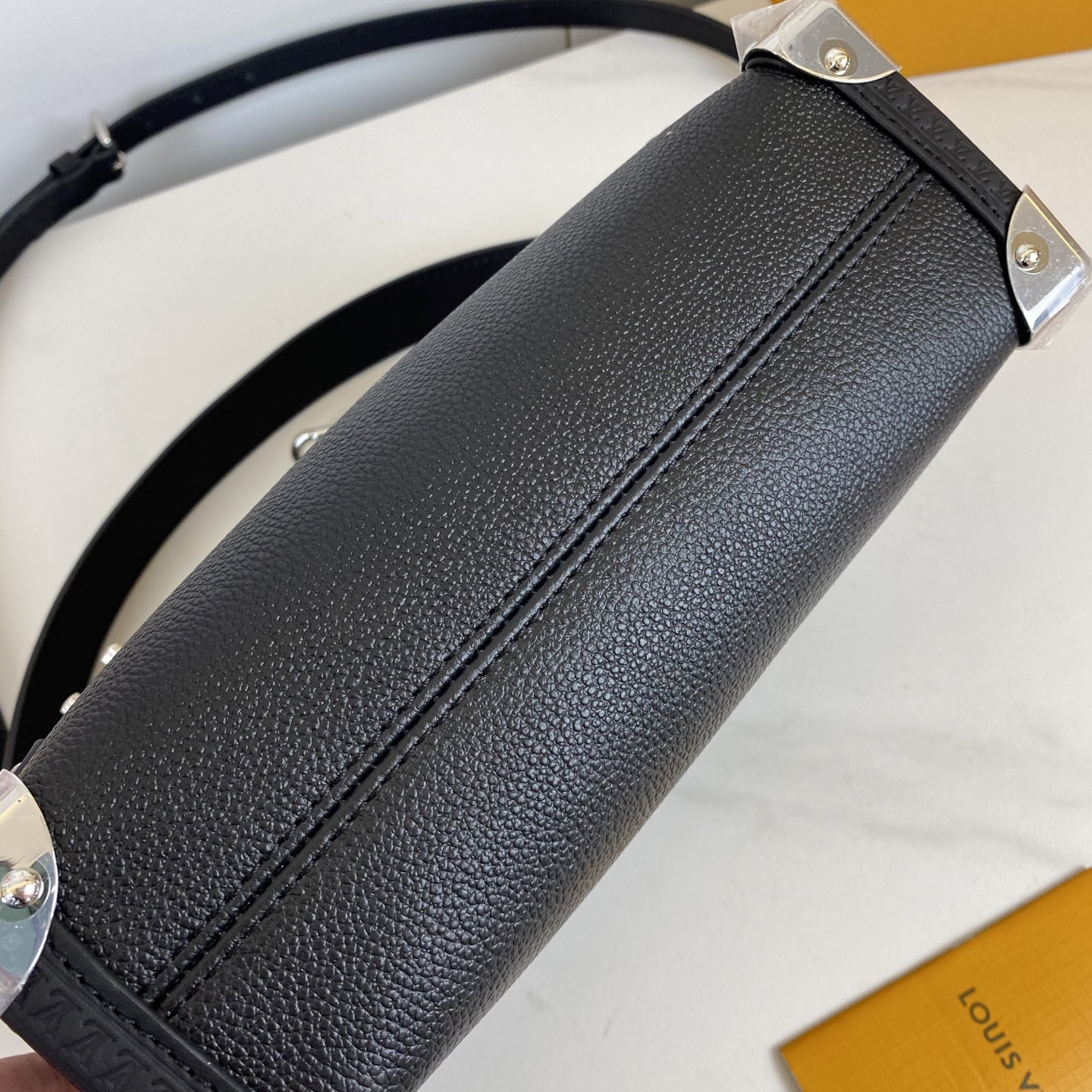 Louis Vuitton Hot New Product-93