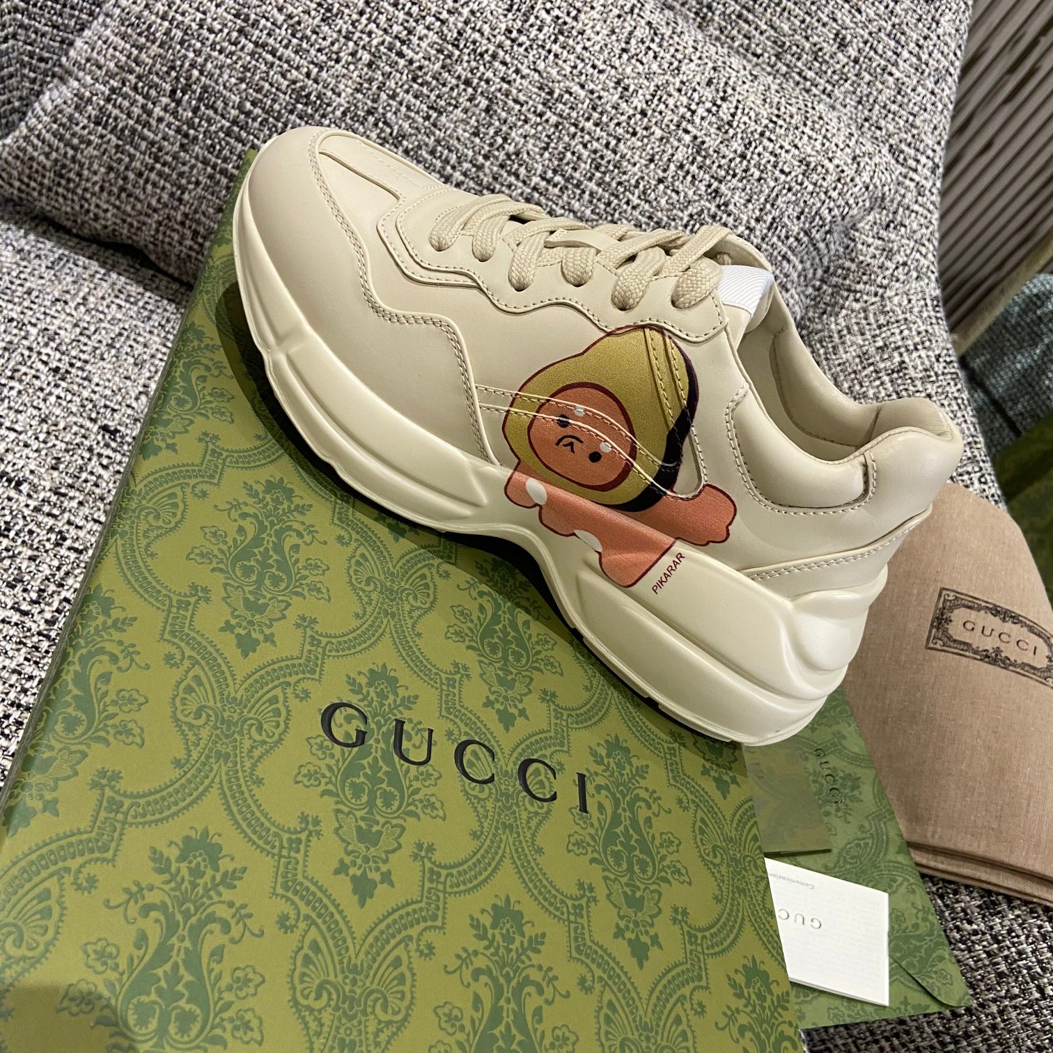 Gucci Sneakers-220