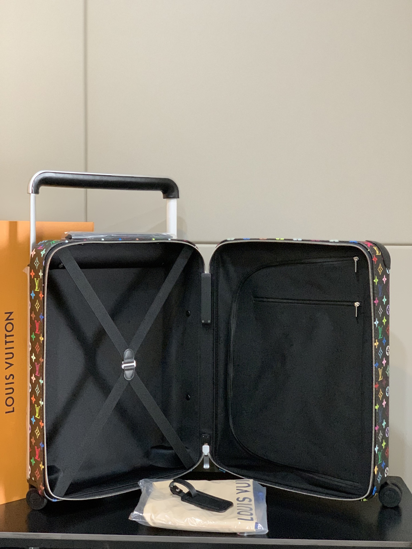 LV luggage-45