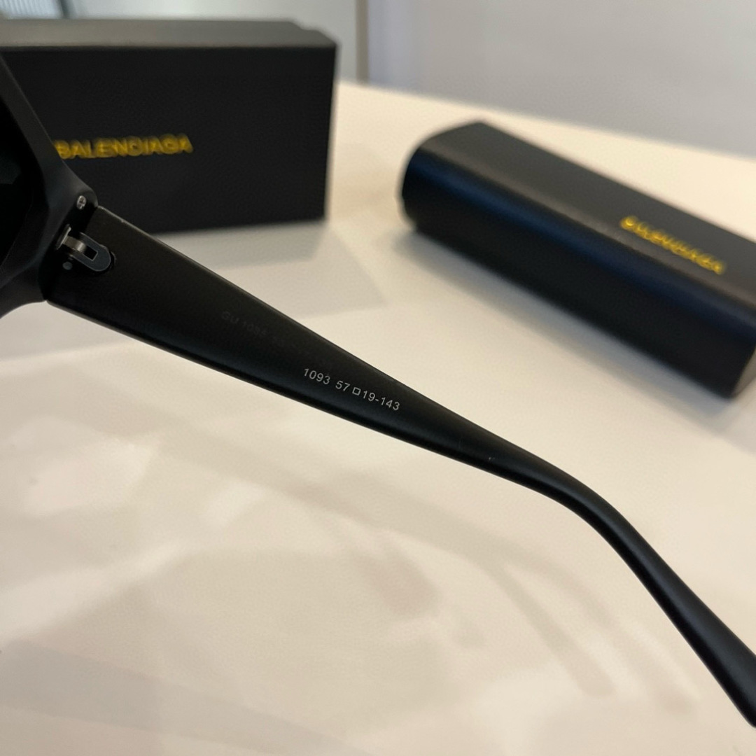 Balenciaga glasses-58