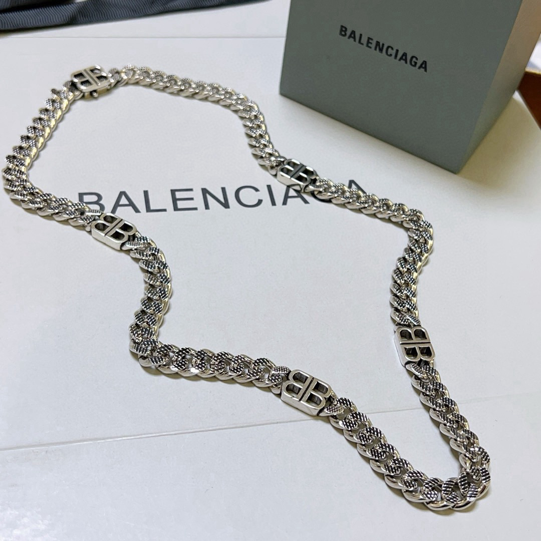 Balenciaga necklace-14