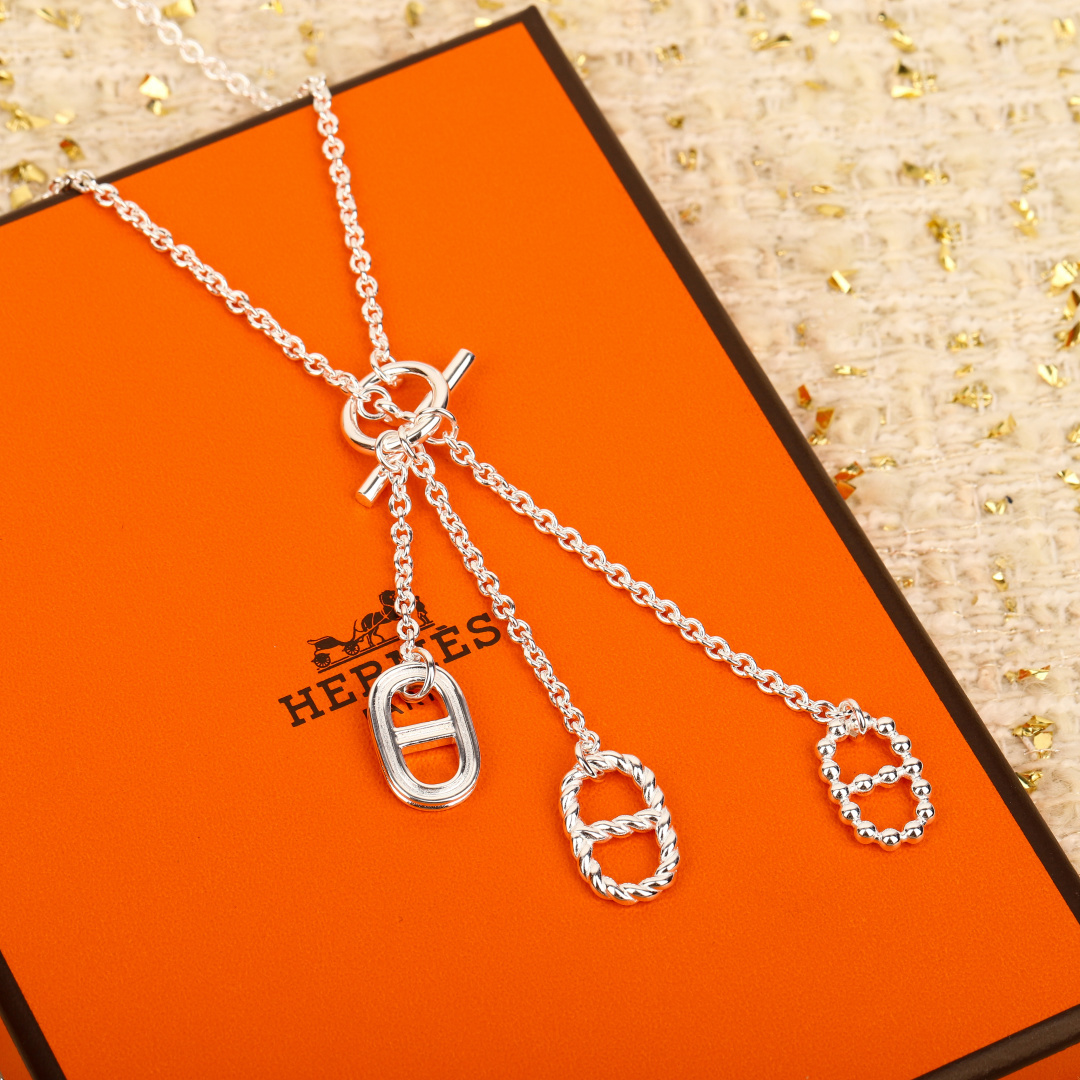 Hermes necklace-18