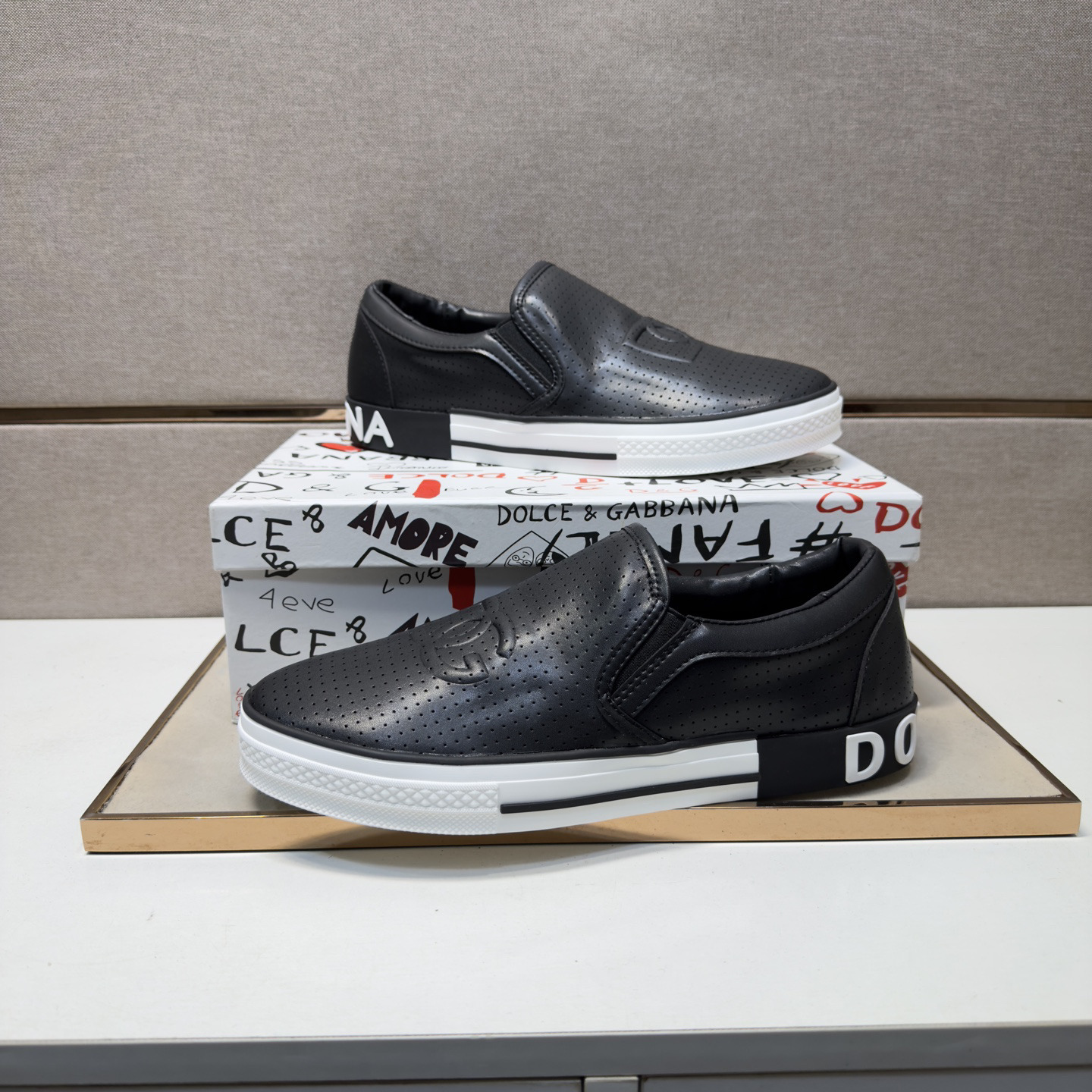 D&G Sneakers-216