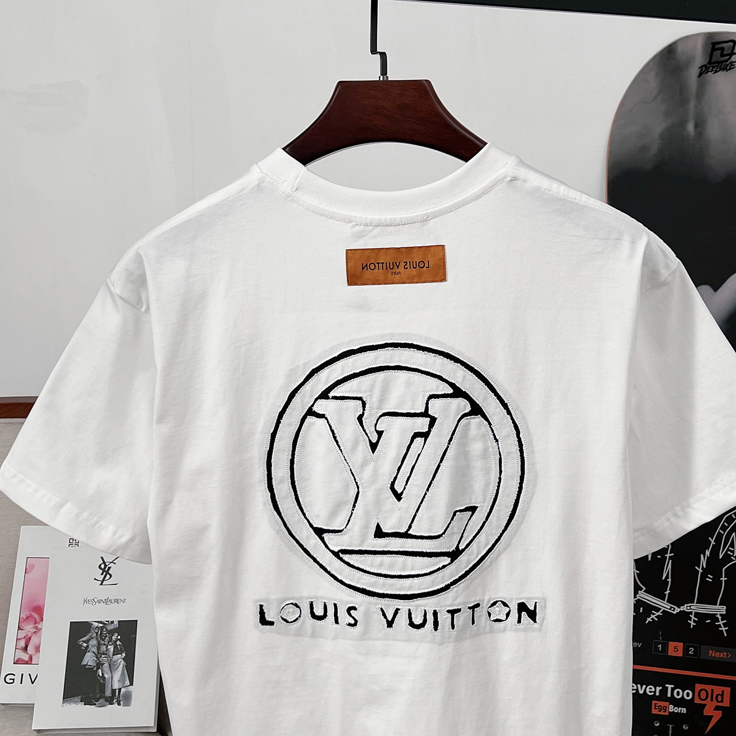 LV clothing-53